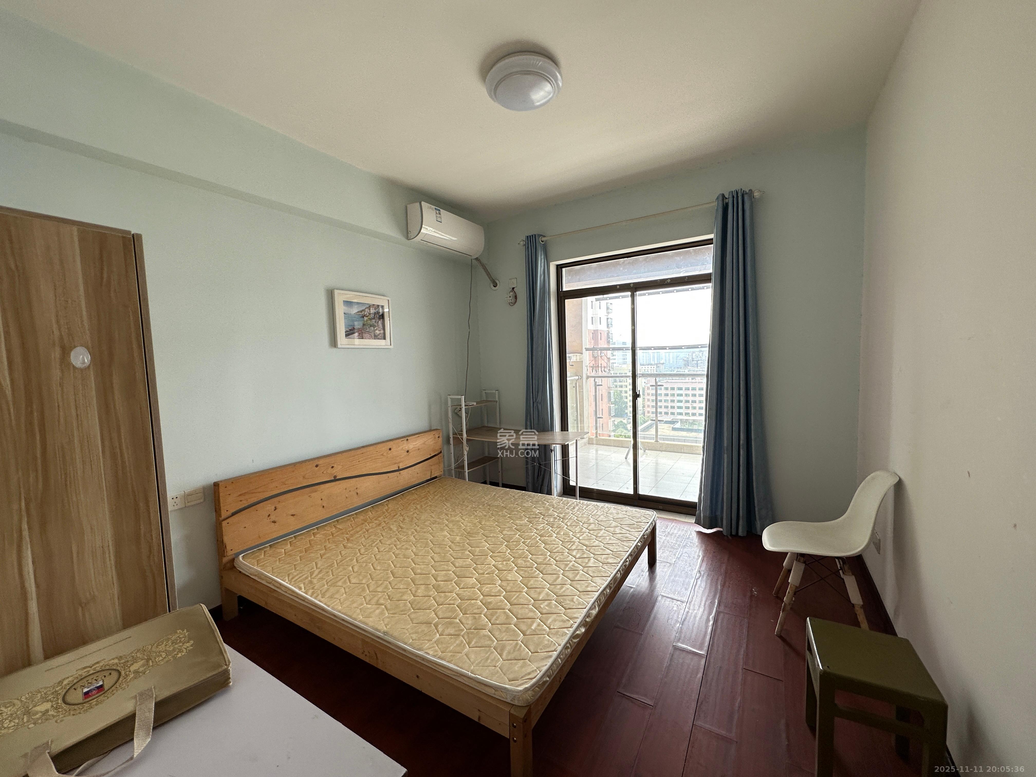 西岸润泽府  6室1厅2卫    3800.0元/月室内图