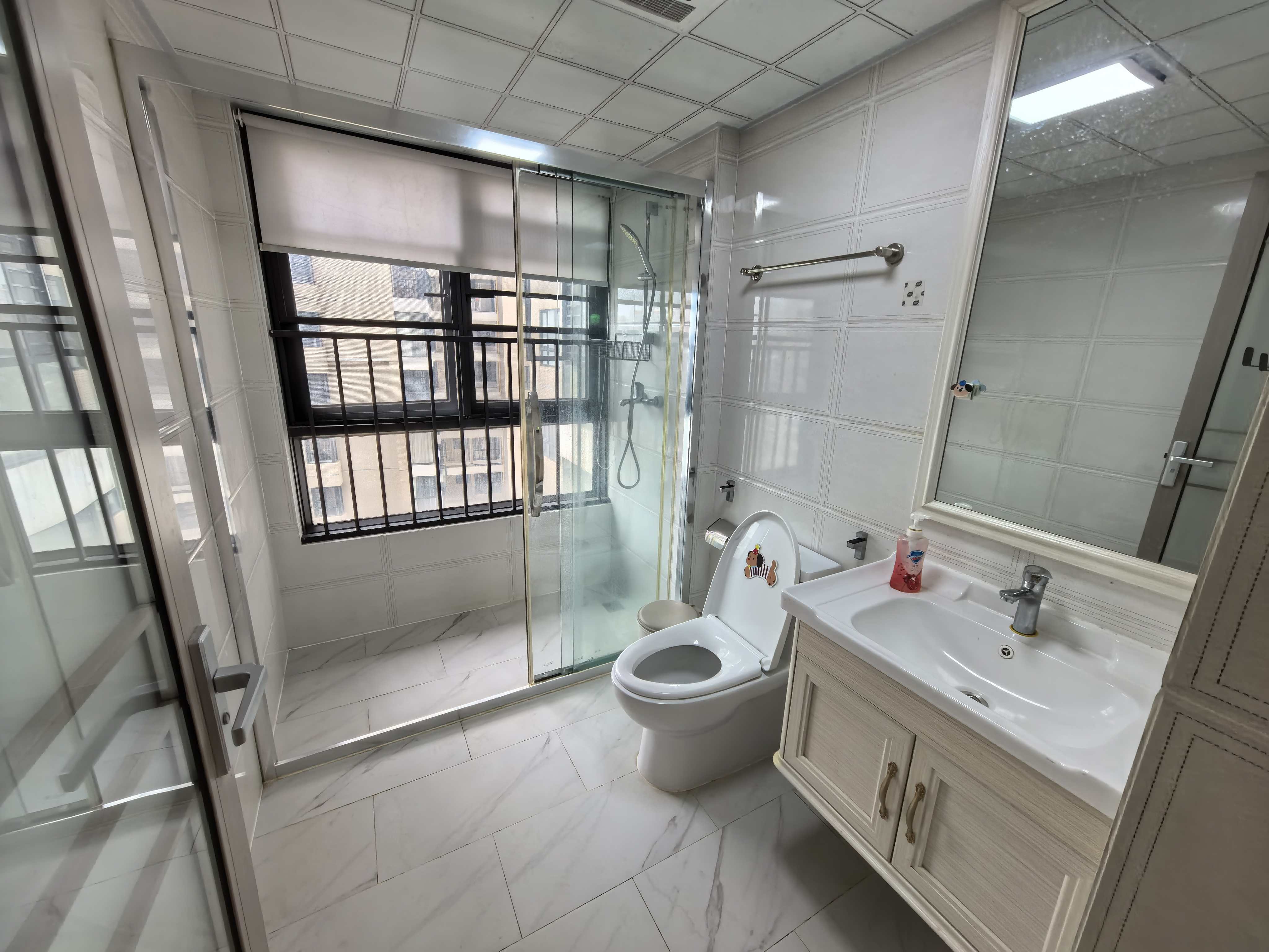 万景峰一期  2室2厅1卫    2000.0元/月室内图