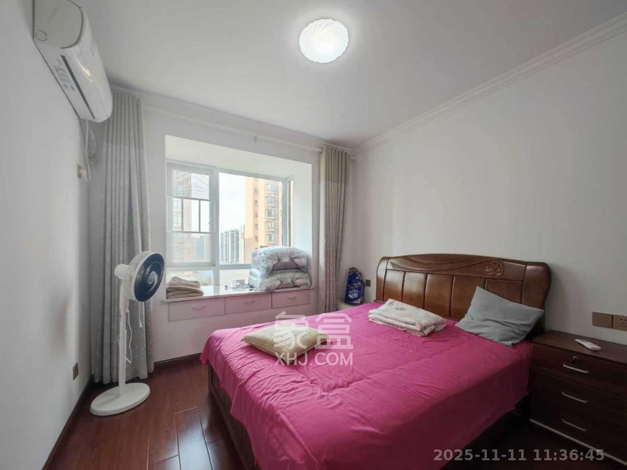 丽发新城  2室1厅1卫    1800.0元/月室内图