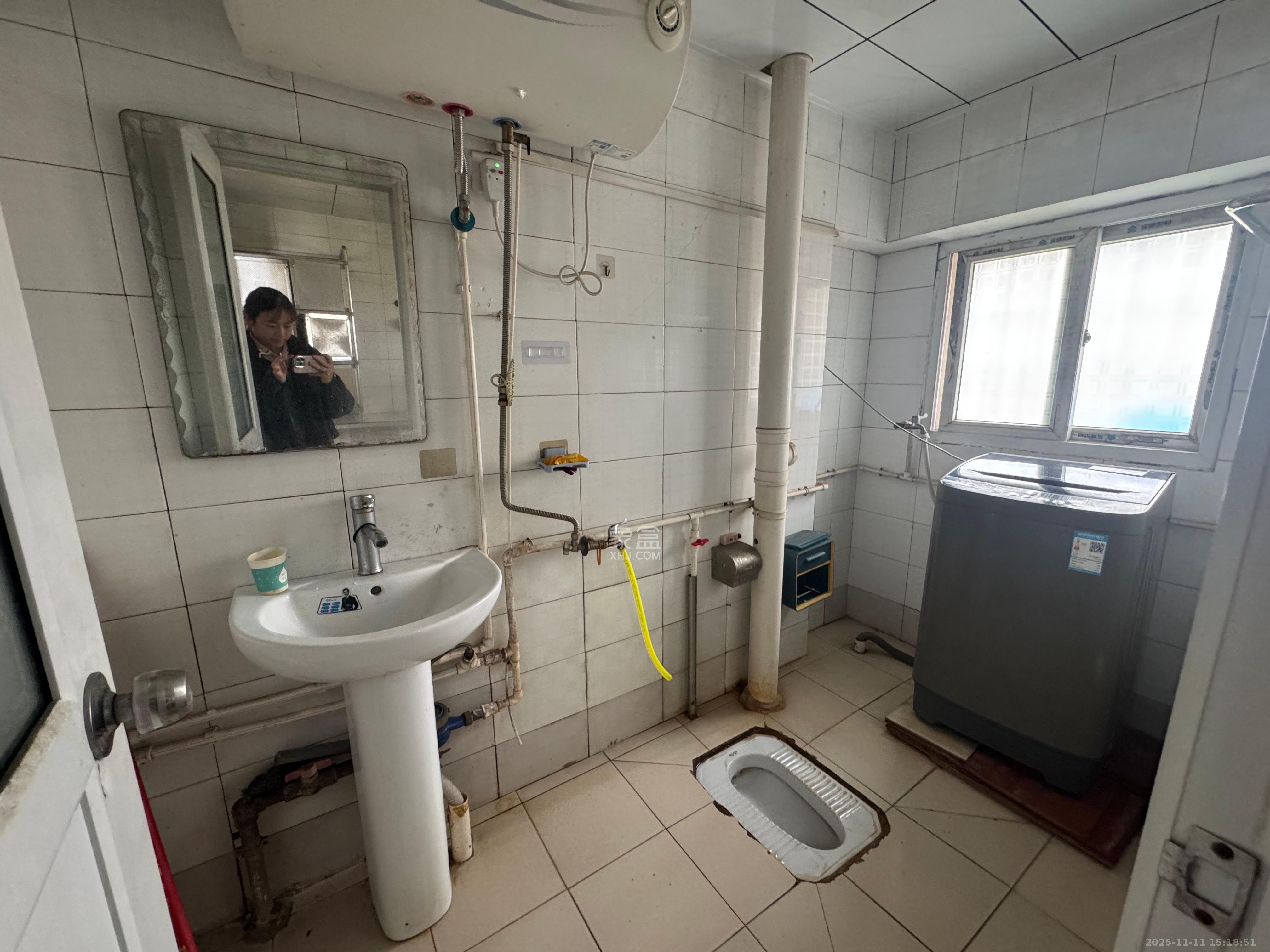 农科家园  2室2厅1卫    1350.0元/月室内图