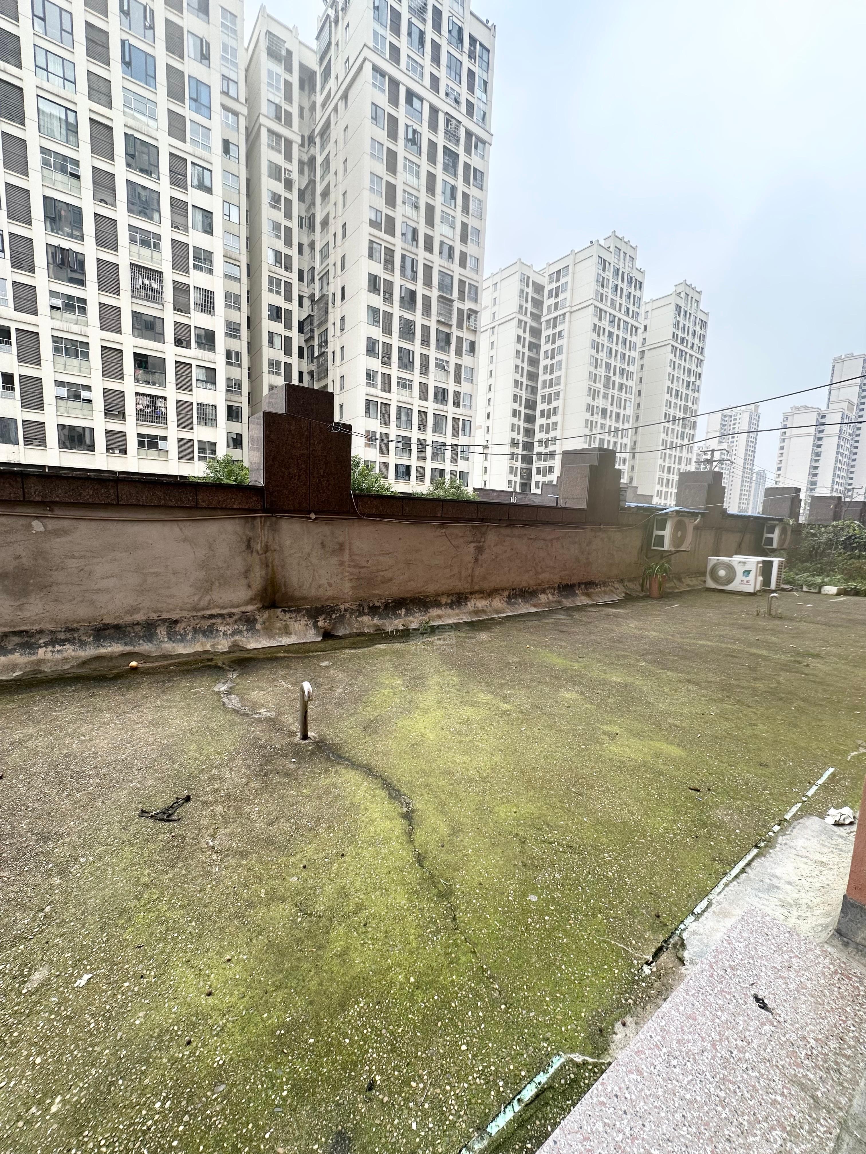 西郡佳园  1室0厅0卫    2000.0元/月室内图