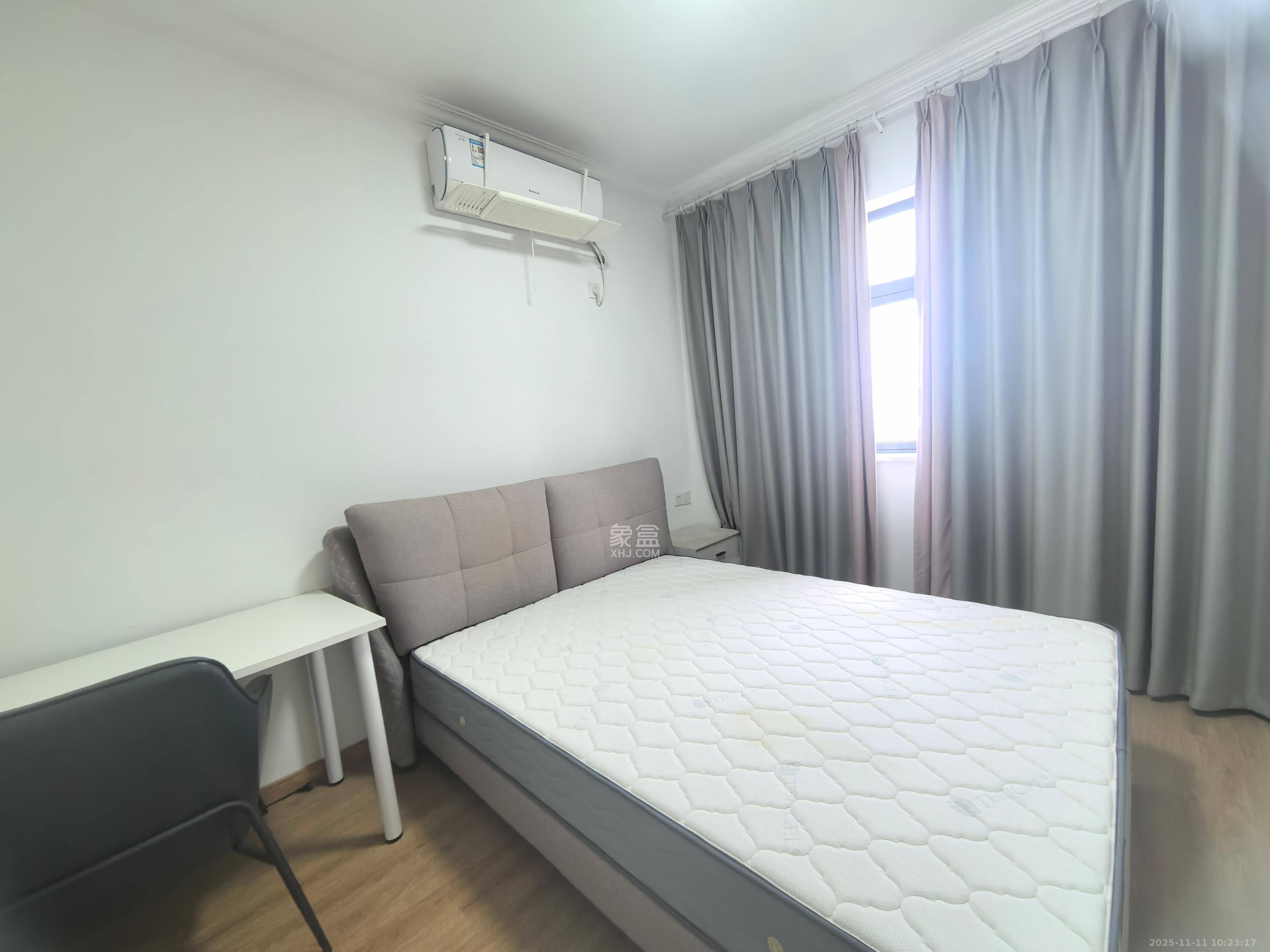 天健城  3室2厅1卫    3700.0元/月室内图