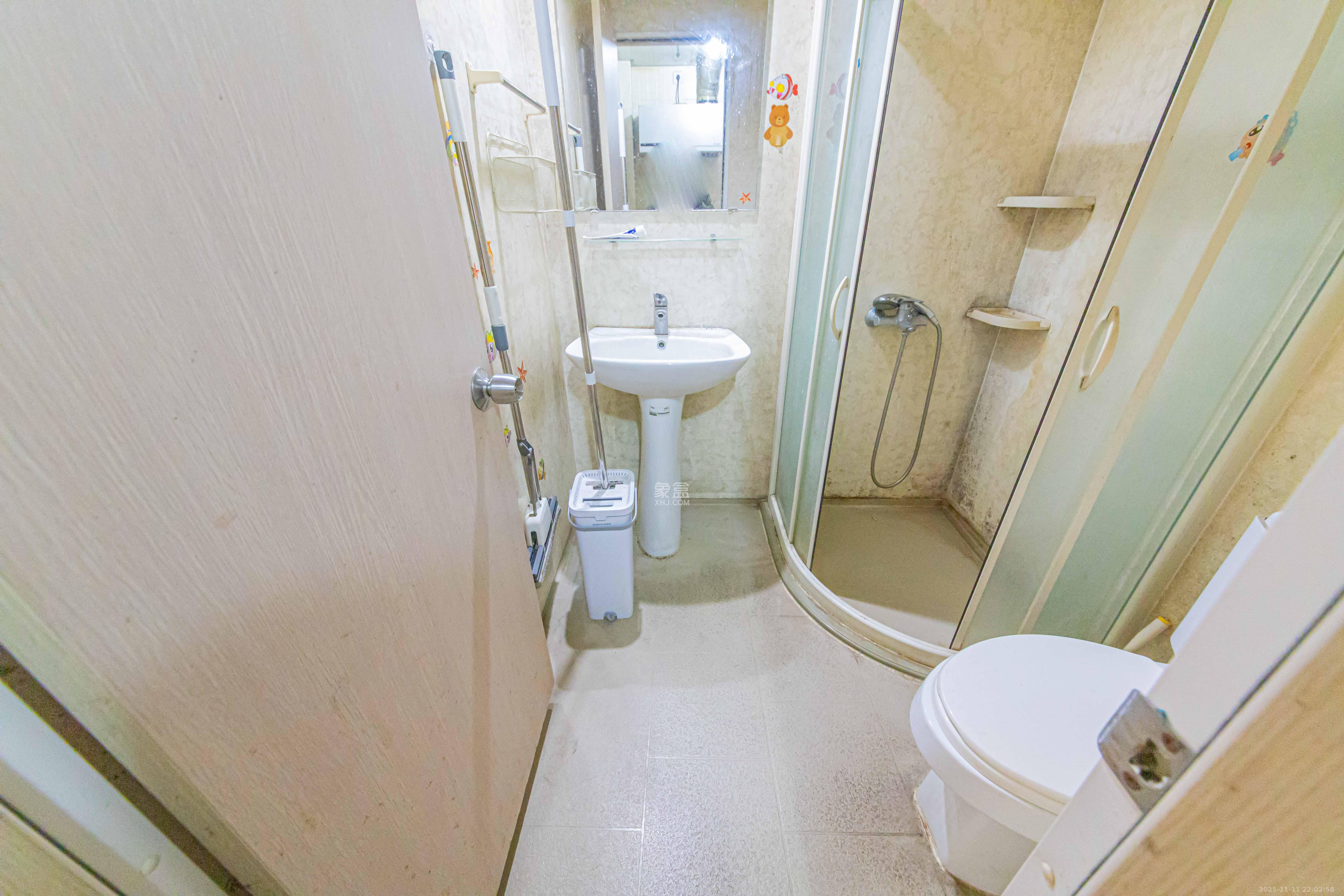 花漾年华(桂花园) 1室1厅1卫 34.0万 花漾年华(桂花园) 1室1厅1卫 34.0万卫生间