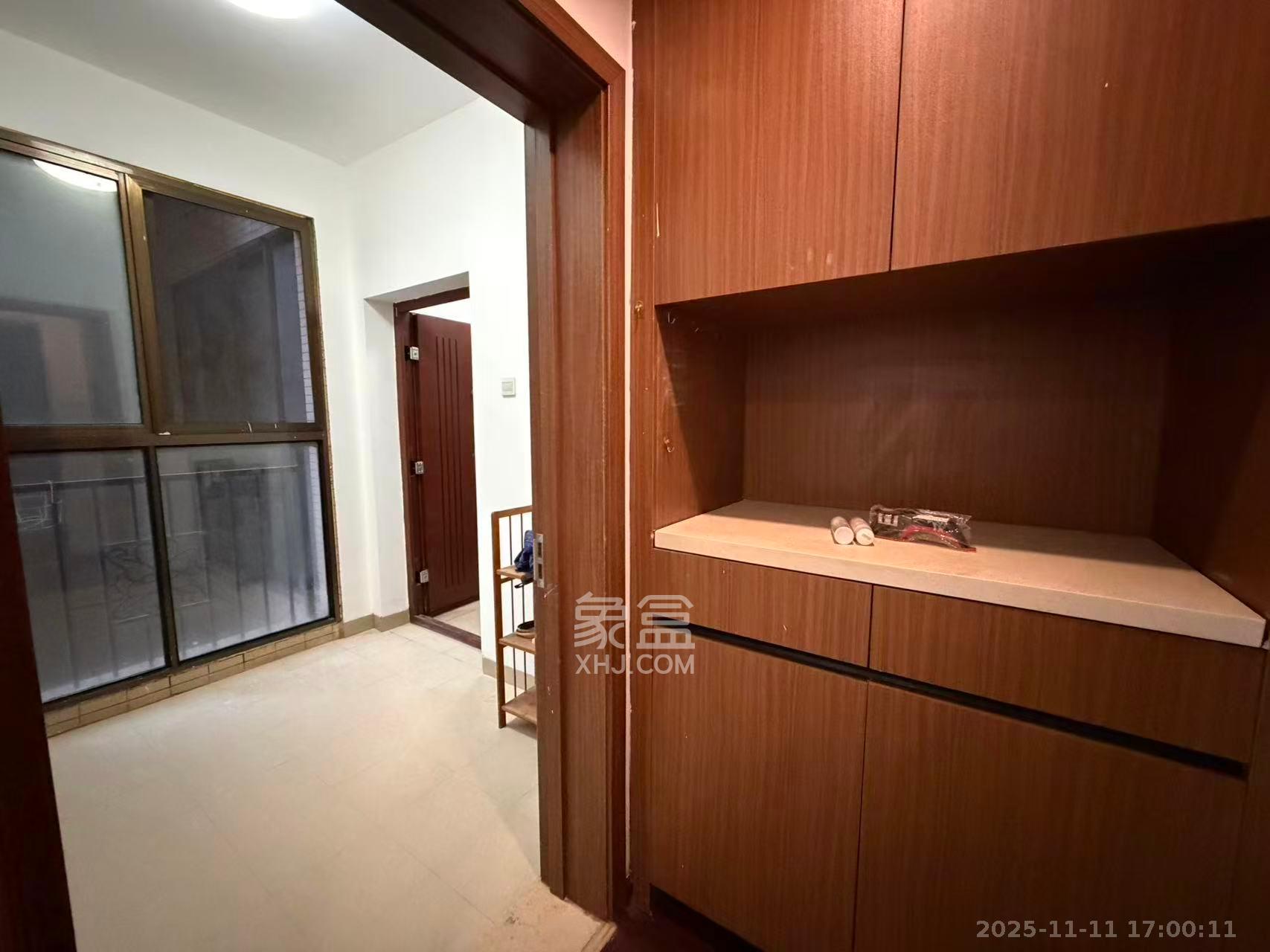 江山帝景哈佛 3室2厅2卫 2100.0元/月 江山帝景哈佛 3室2厅2卫 2100.0元/月室内图