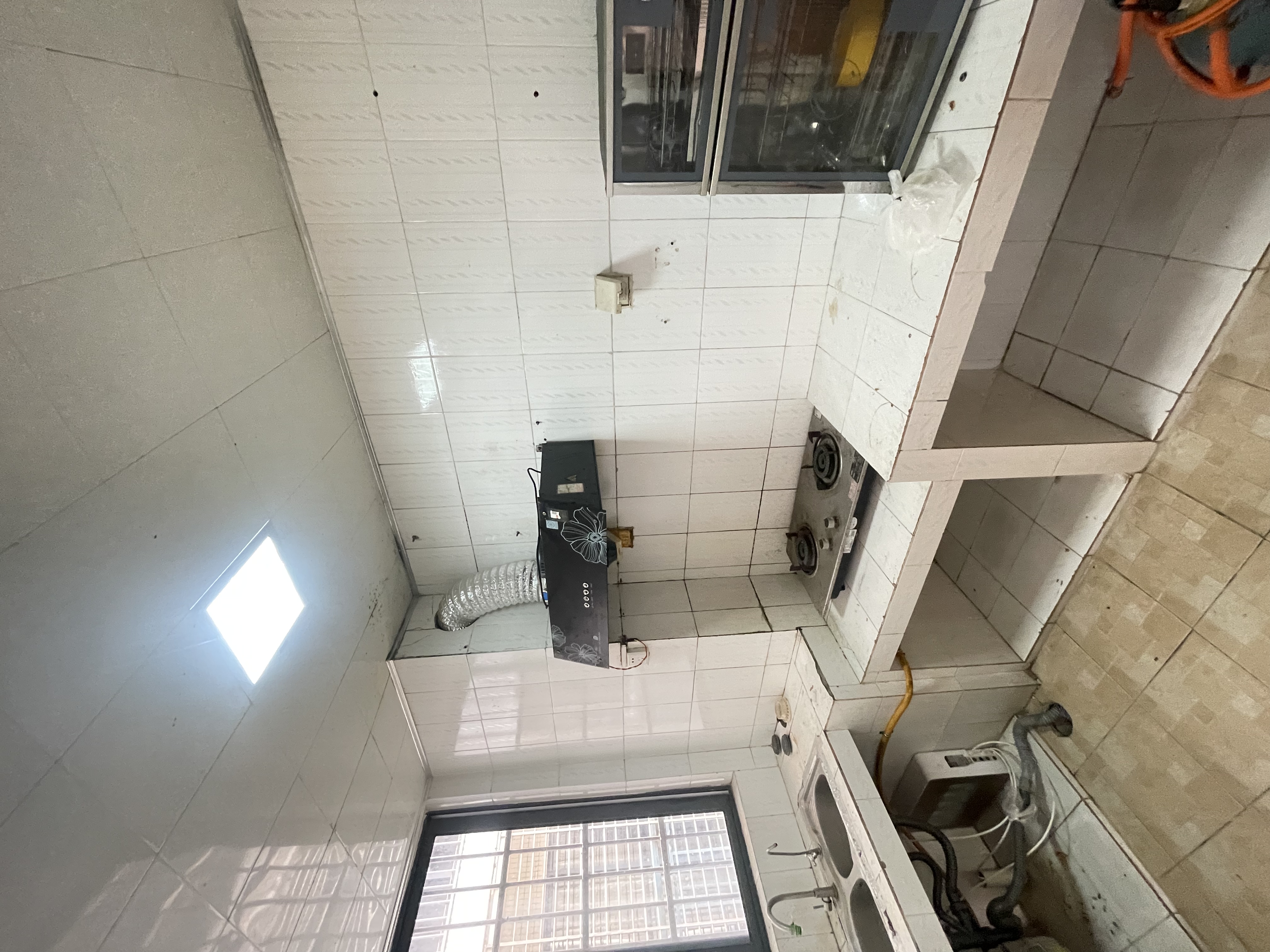 金海广场  3室2厅2卫    2800.0元/月室内图