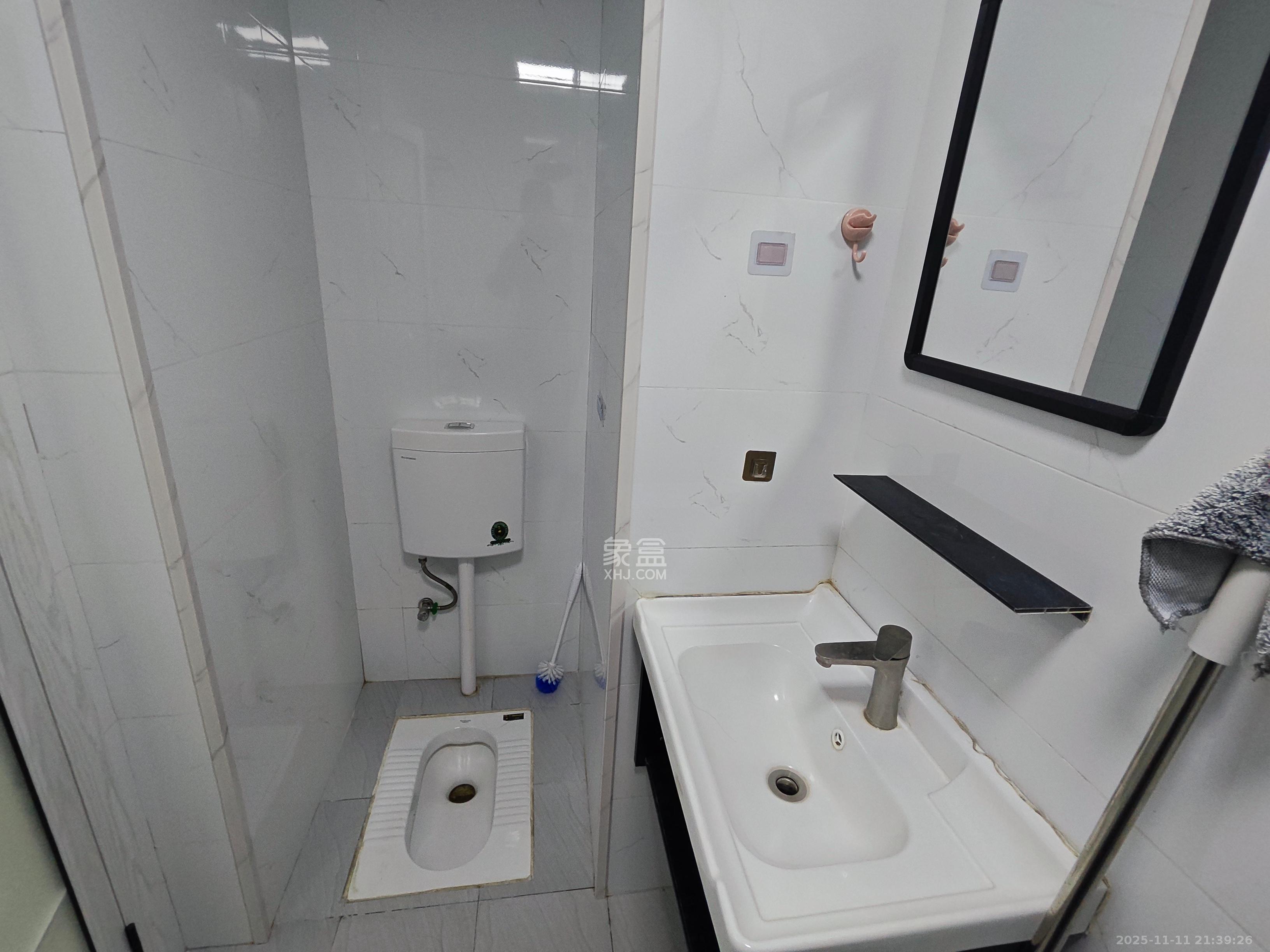 龙湖湘江星座（祺鑫星座公寓）  1室0厅0卫    1420.0元/月室内图