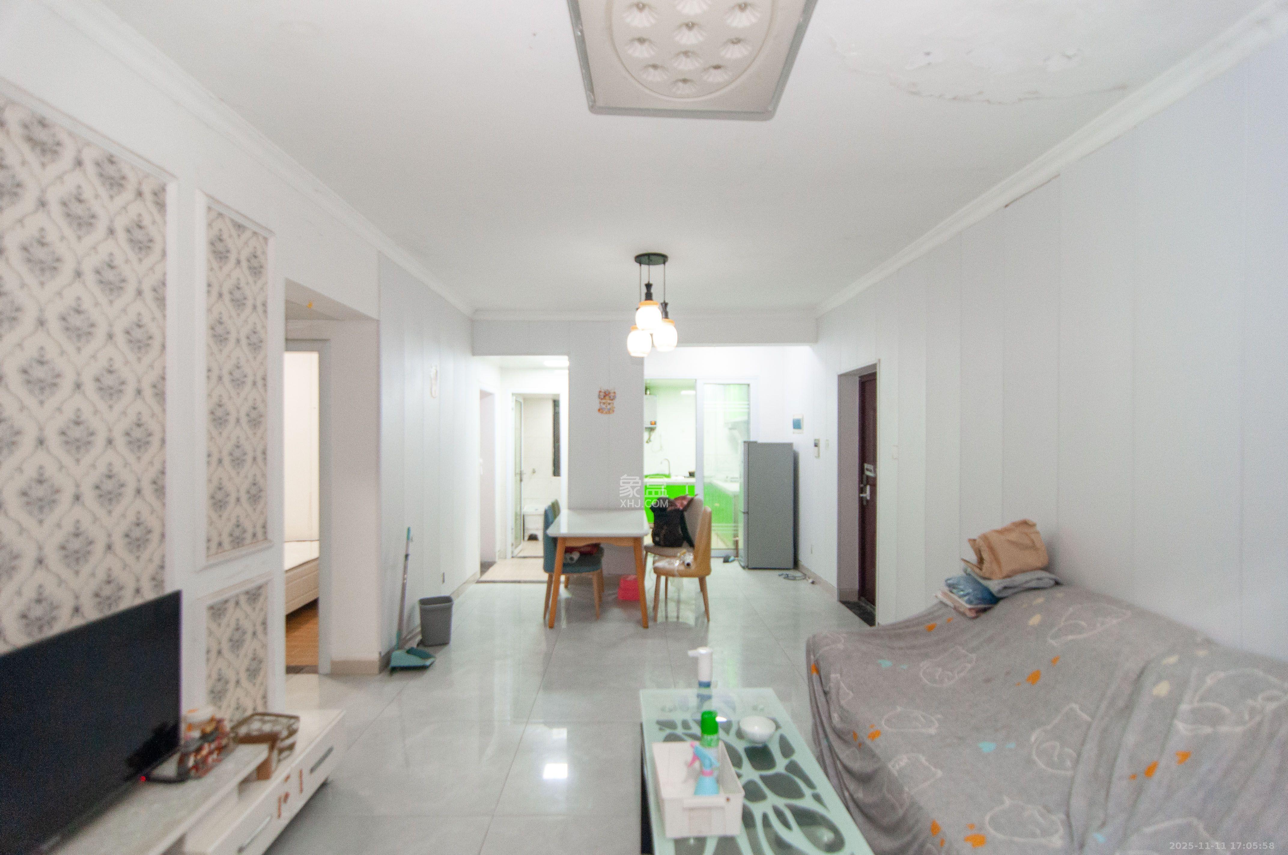 高盛华成  3室2厅1卫    2100.0元/月室内图