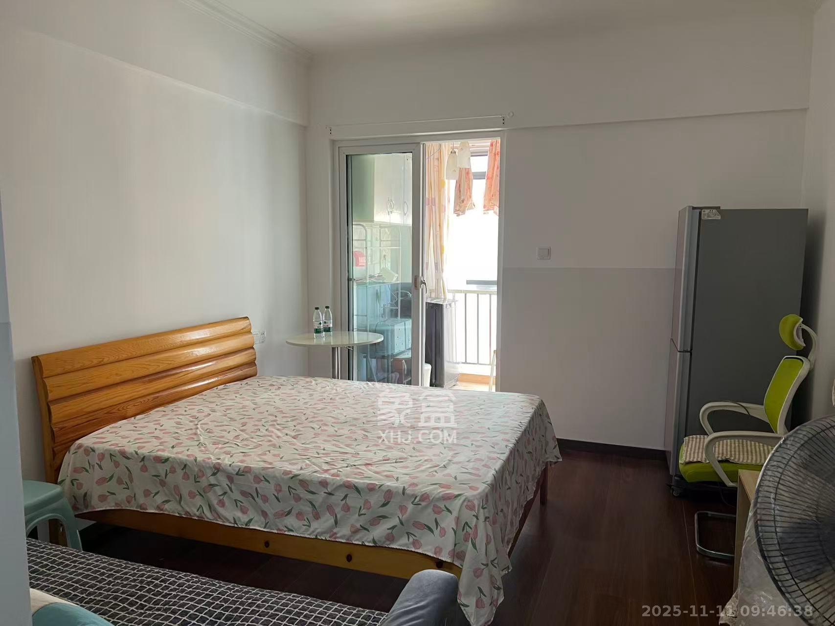 爵士湘  1室1厅1卫    1100.0元/月