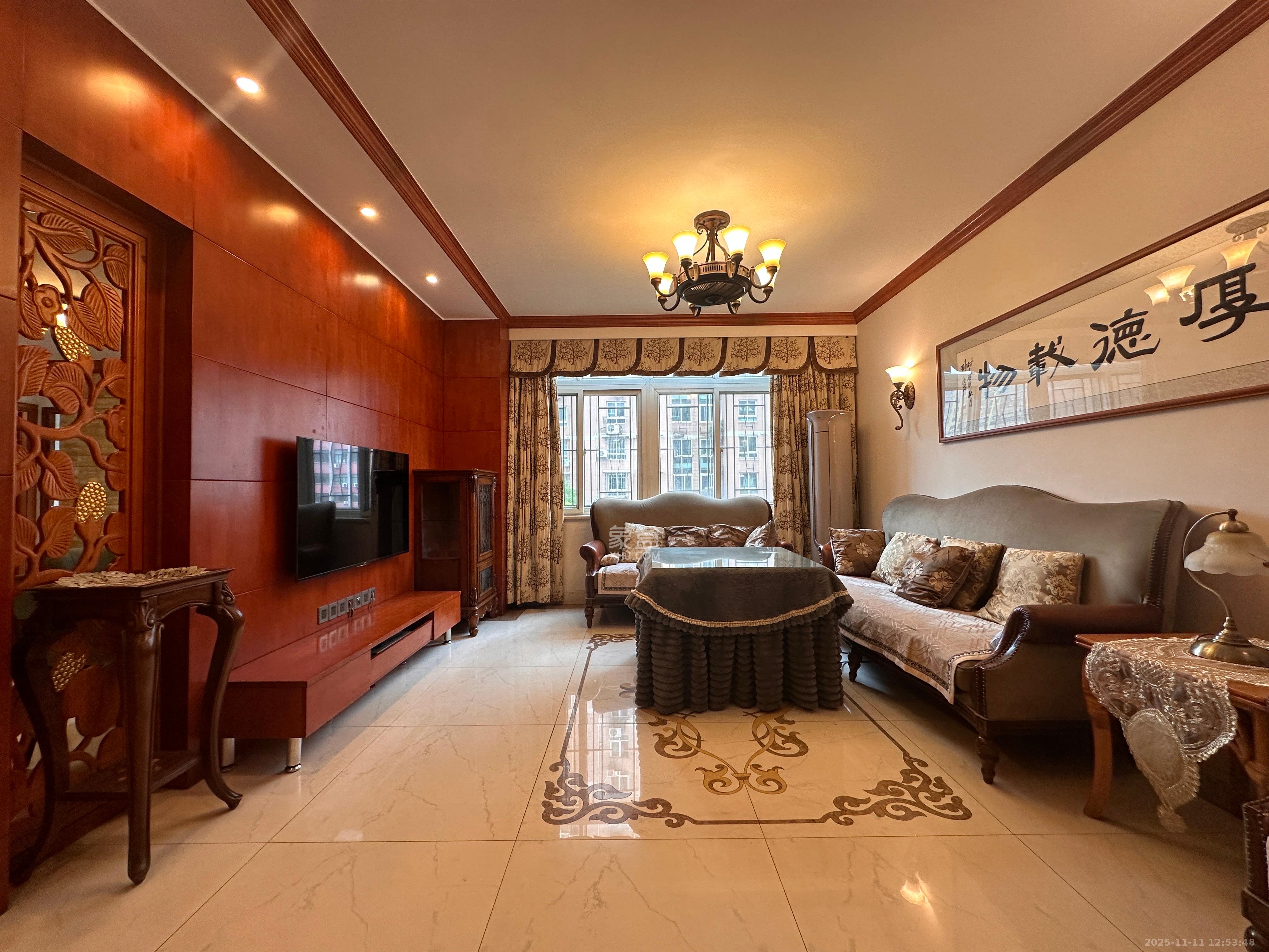 君临天厦 4室2厅2卫 8000.0元/月 君临天厦 4室2厅2卫 8000.0元/月室内图