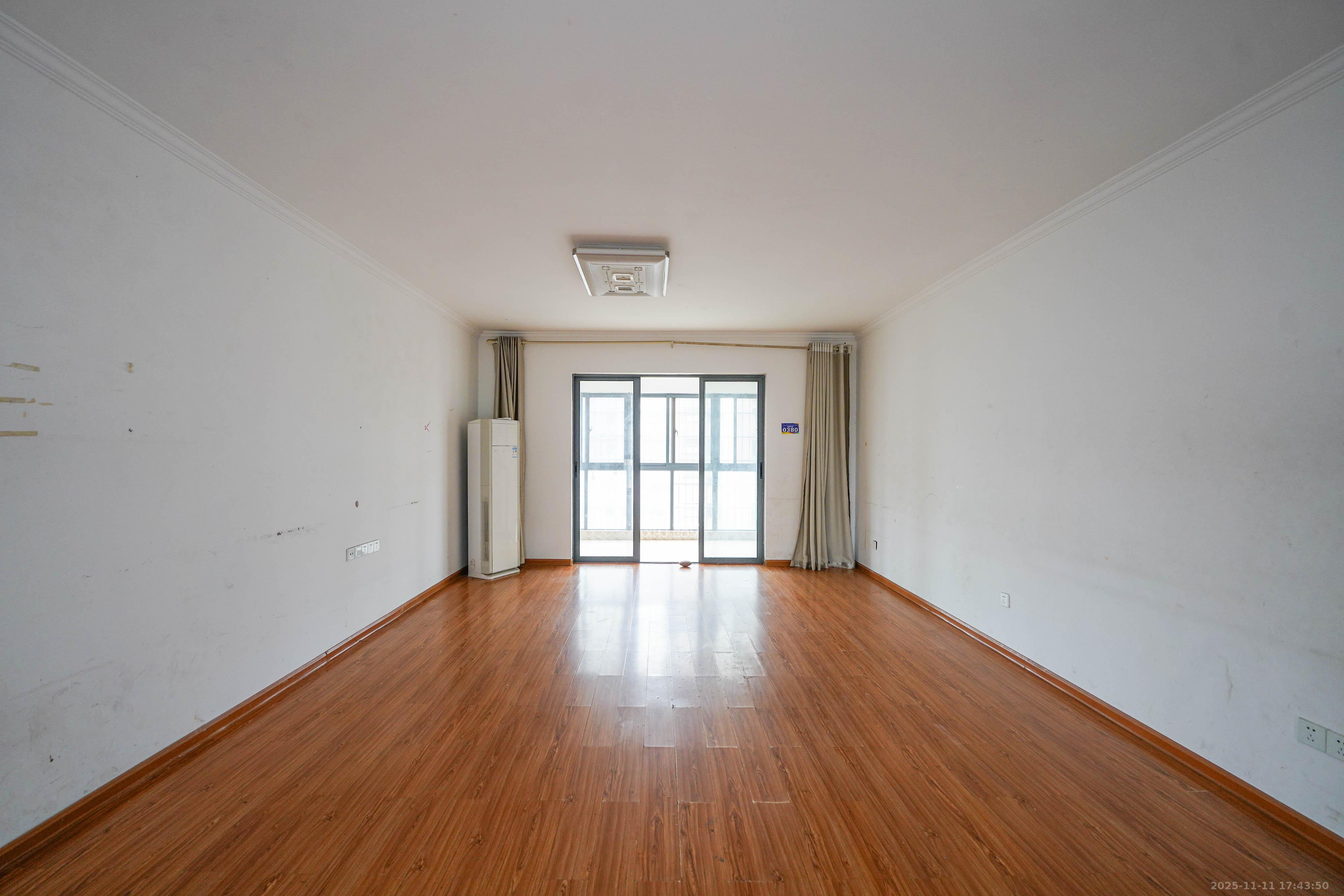 和美星城  4室2厅1卫    115.0万