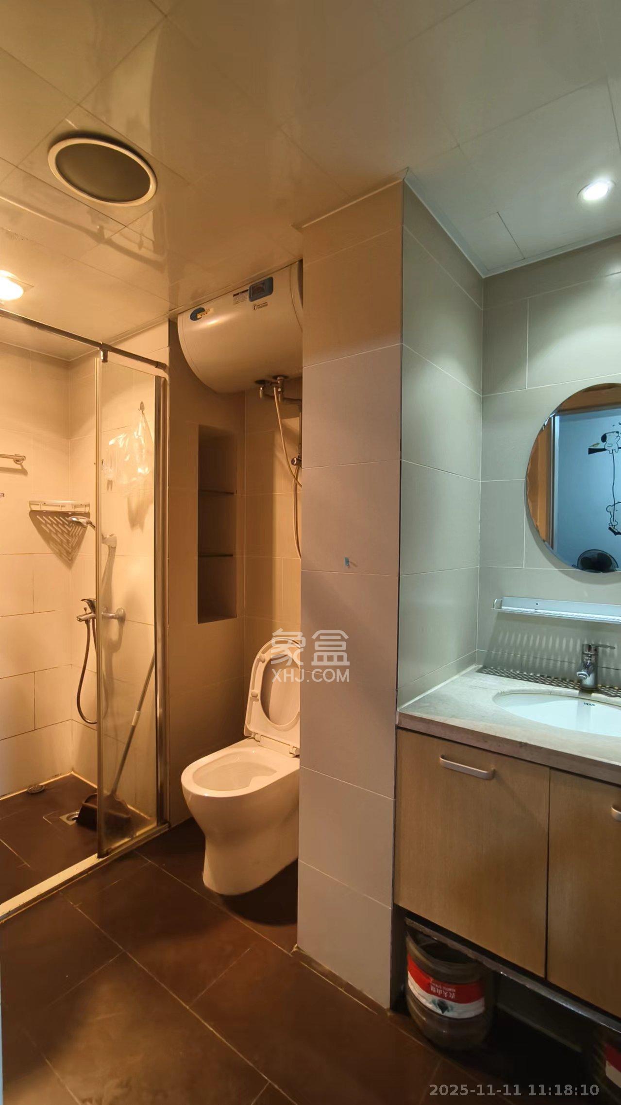 北辰三角洲E5区  1室1厅1卫    2100.0元/月室内图