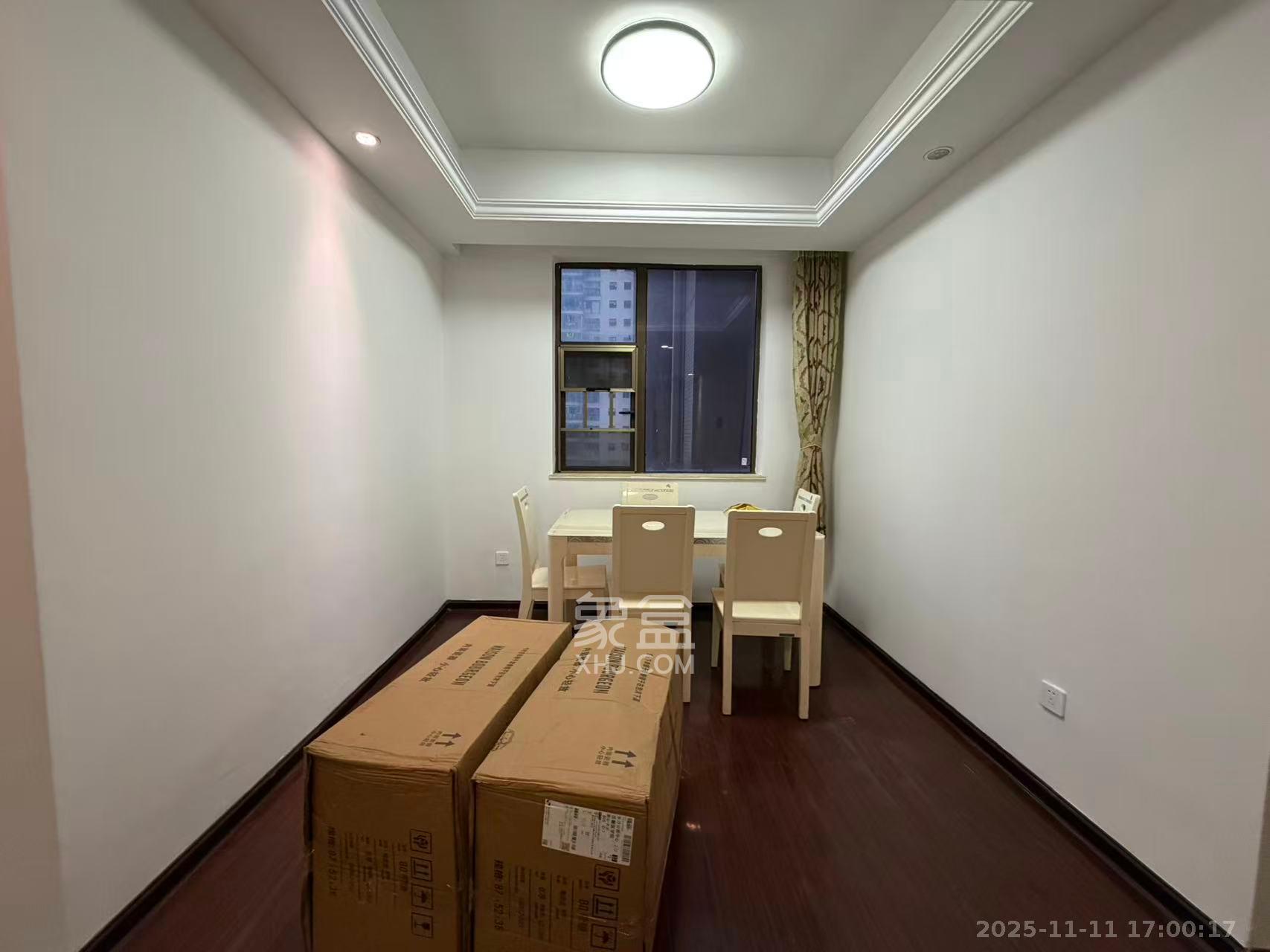 江山帝景哈佛  3室2厅2卫    2100.0元/月室内图