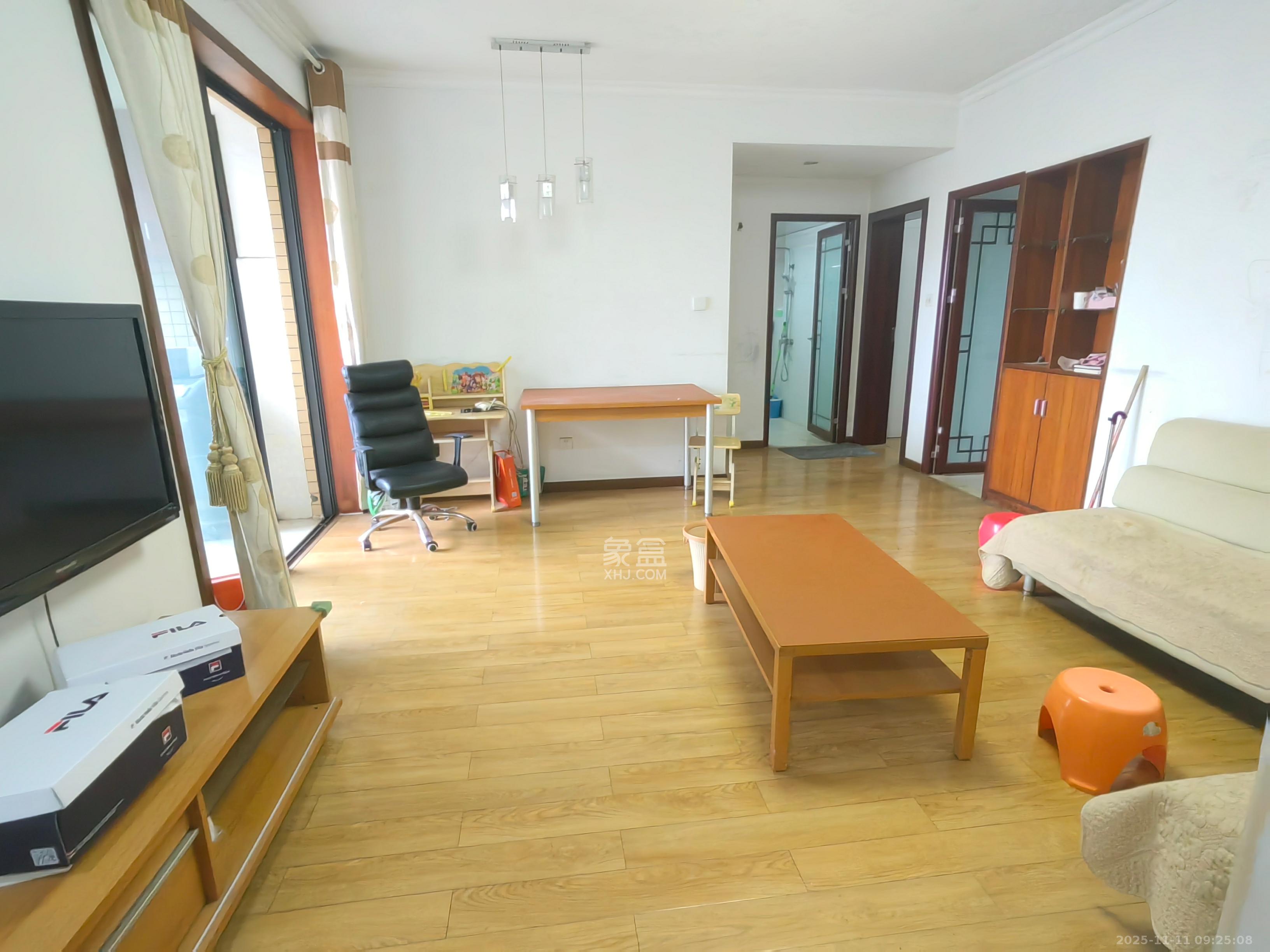 锦湘国际星城三期（锦绣苑）  2室1厅1卫    2200.0元/月