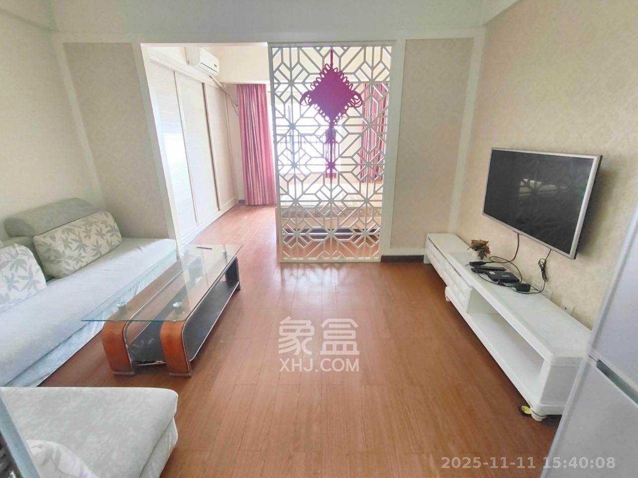 西子一间  1室0厅1卫    1600.0元/月室内图