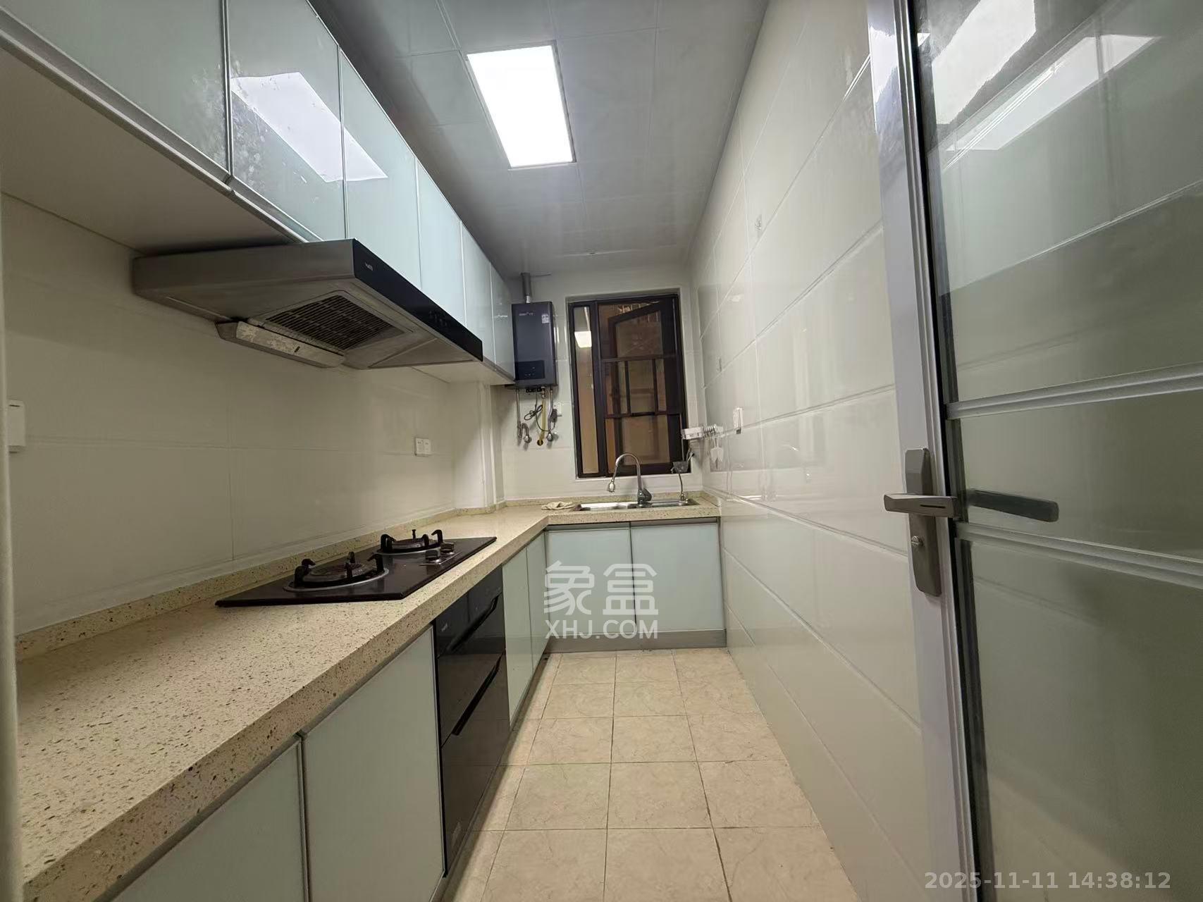 中欣楚天熙苑  2室2厅1卫    2300.0元/月室内图