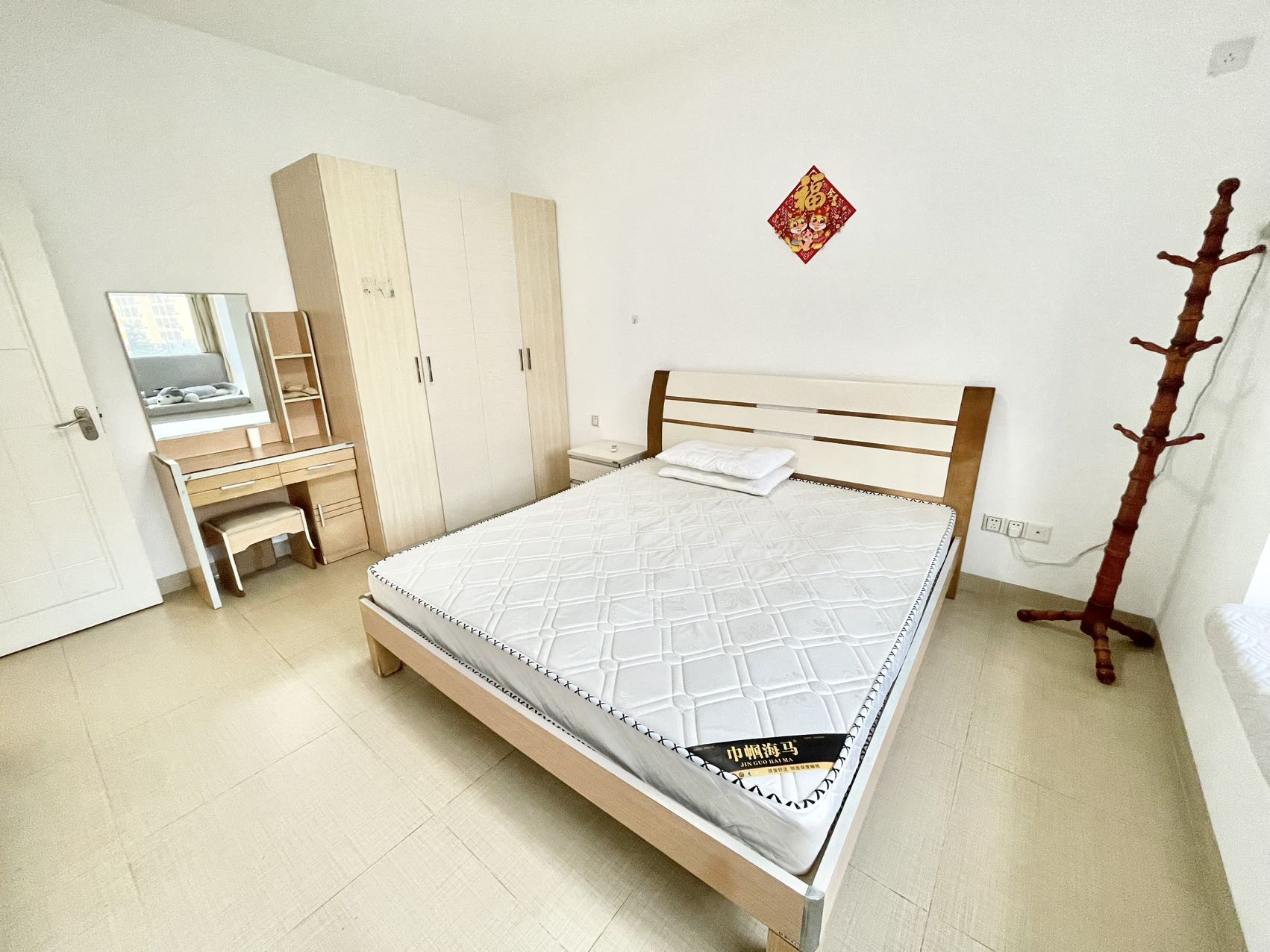 祥阁深蓝湾  3室2厅1卫    2500.0元/月室内图