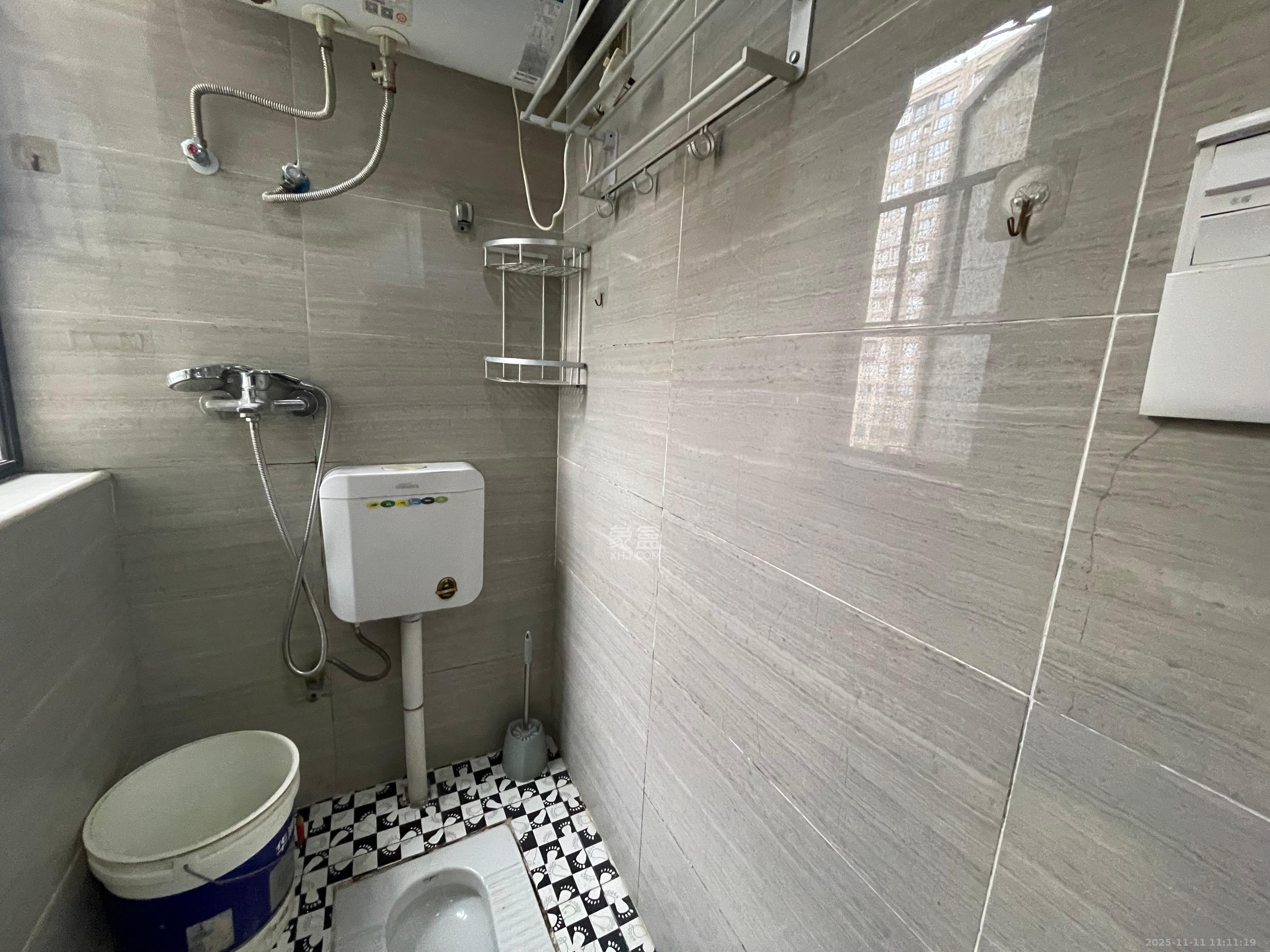 东宜兰园 1室1厅1卫 1100.0元/月 东宜兰园 1室1厅1卫 1100.0元/月室内图