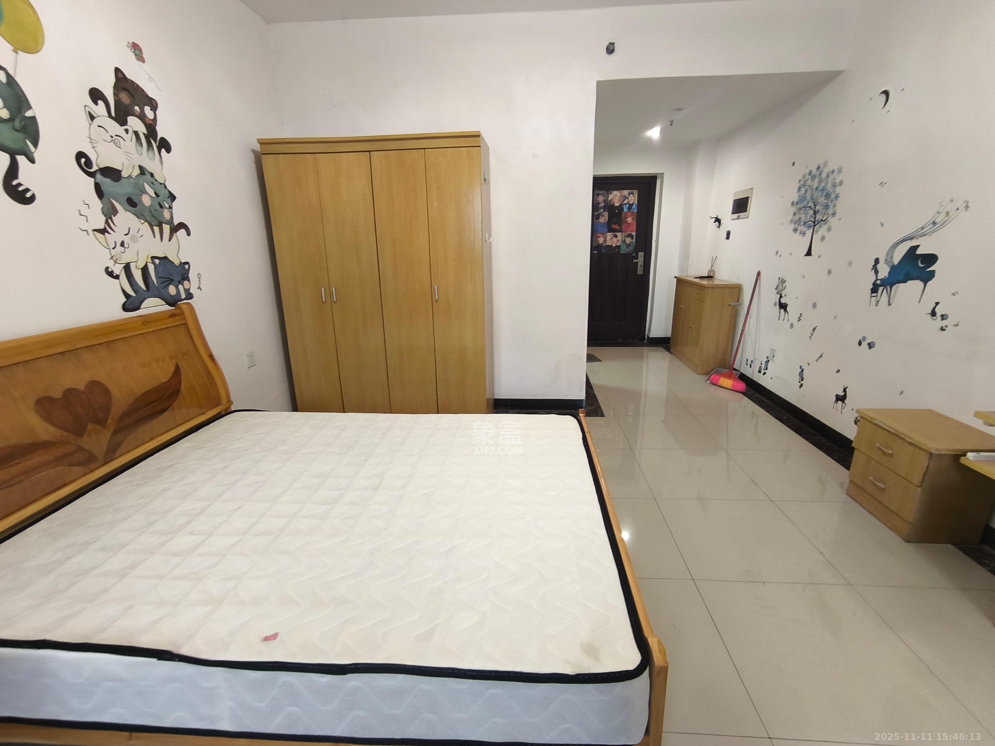 东方航标  1室1厅1卫    1100.0元/月室内图