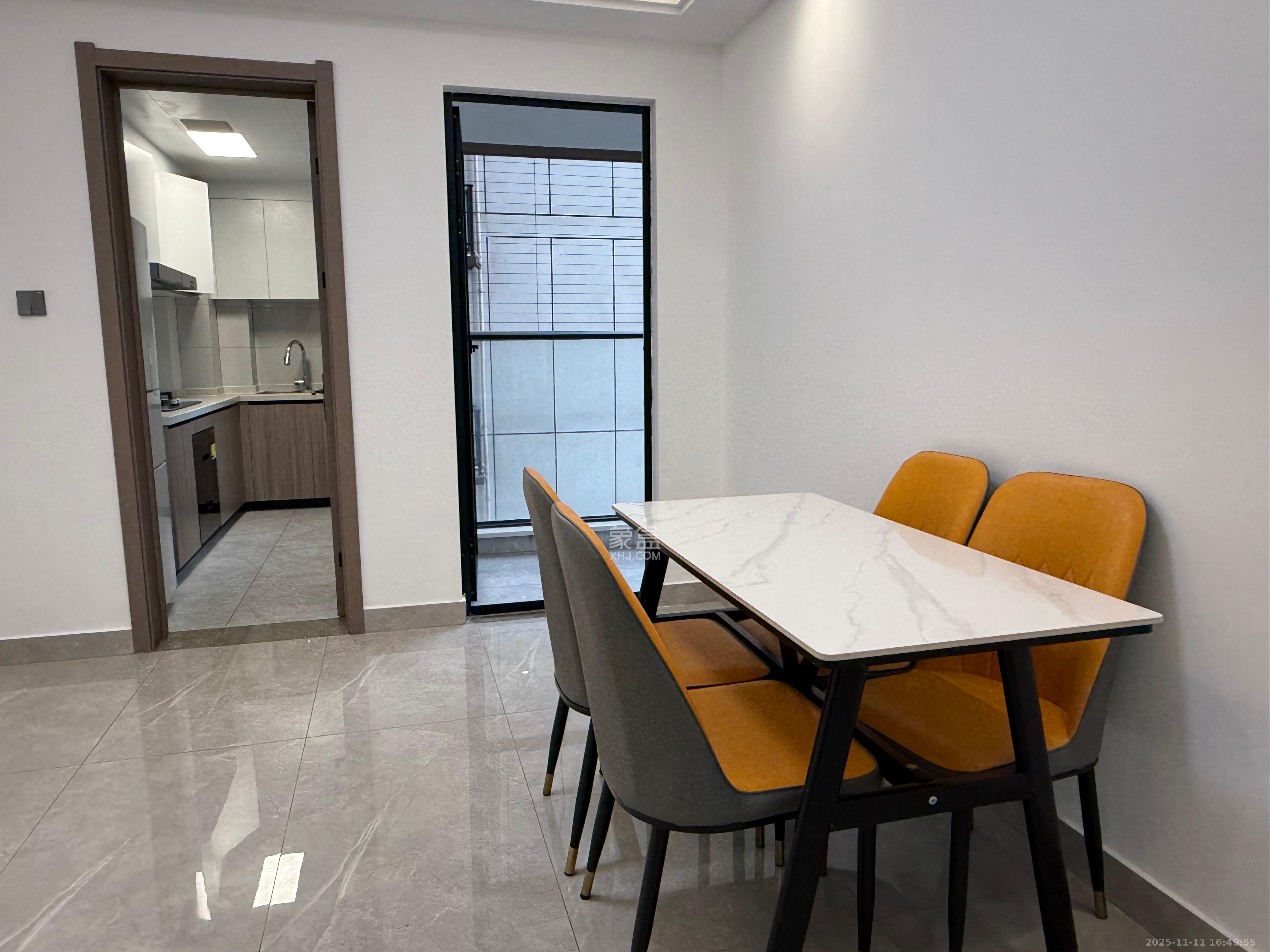 金富湘江悦城  4室2厅2卫    2800.0元/月室内图