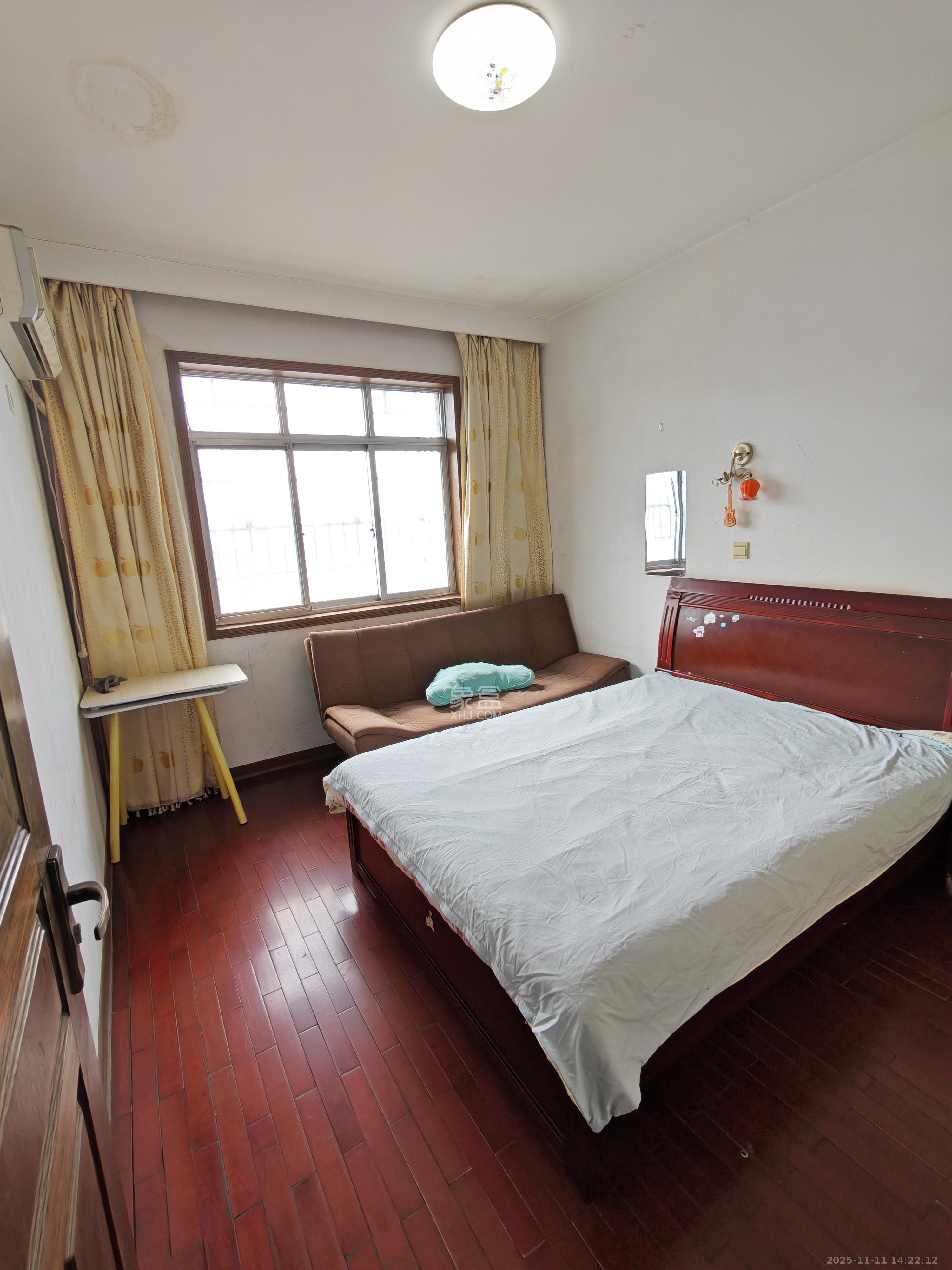 红星商务楼（红星蔬菜批发大市场）  2室1厅1卫    1200.0元/月室内图