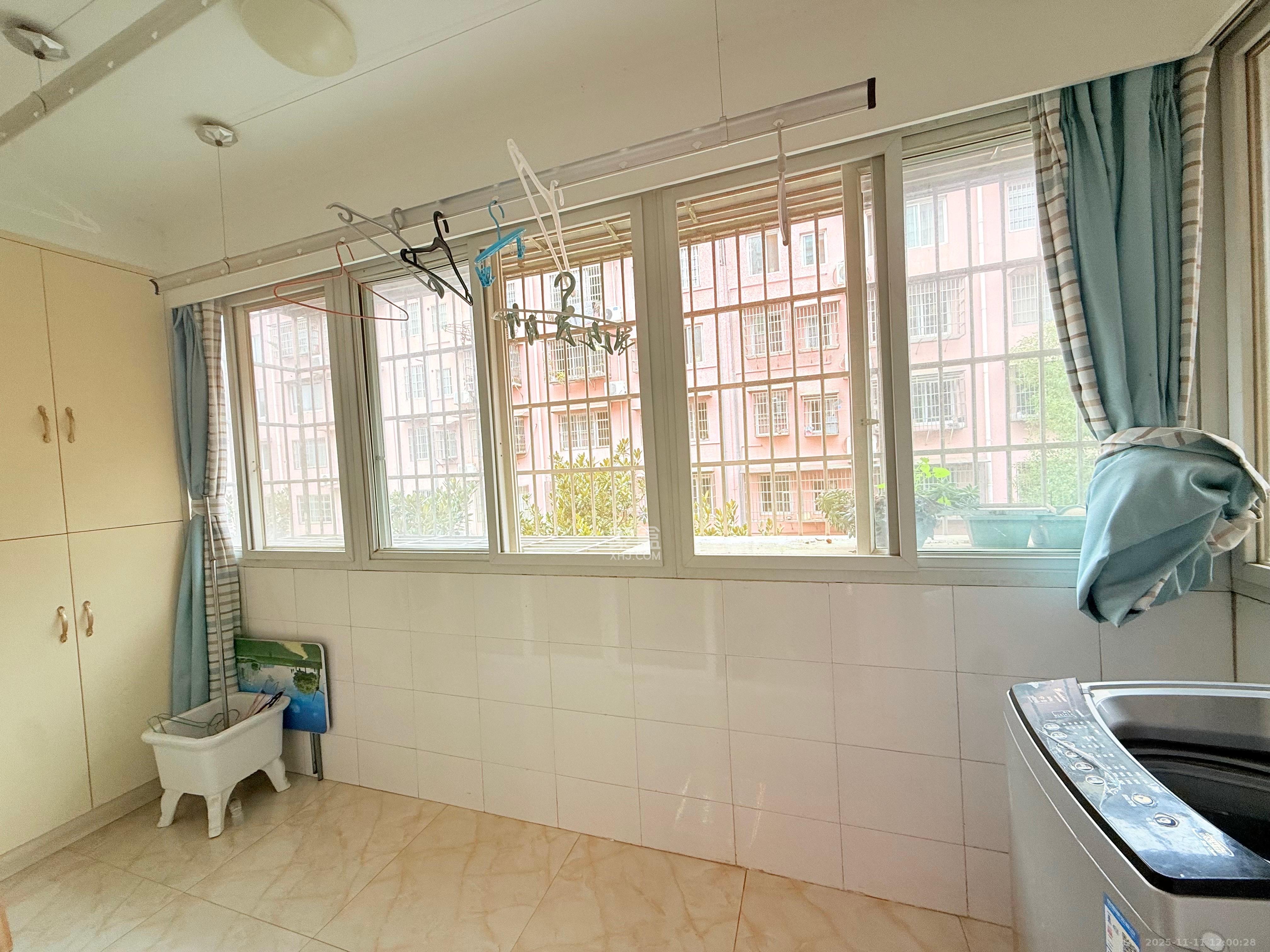 湘樟园小区(湘樟家园) 2室1厅1卫 1800.0元/月 湘樟园小区(湘樟家园) 2室1厅1卫 1800.0元/月室内图