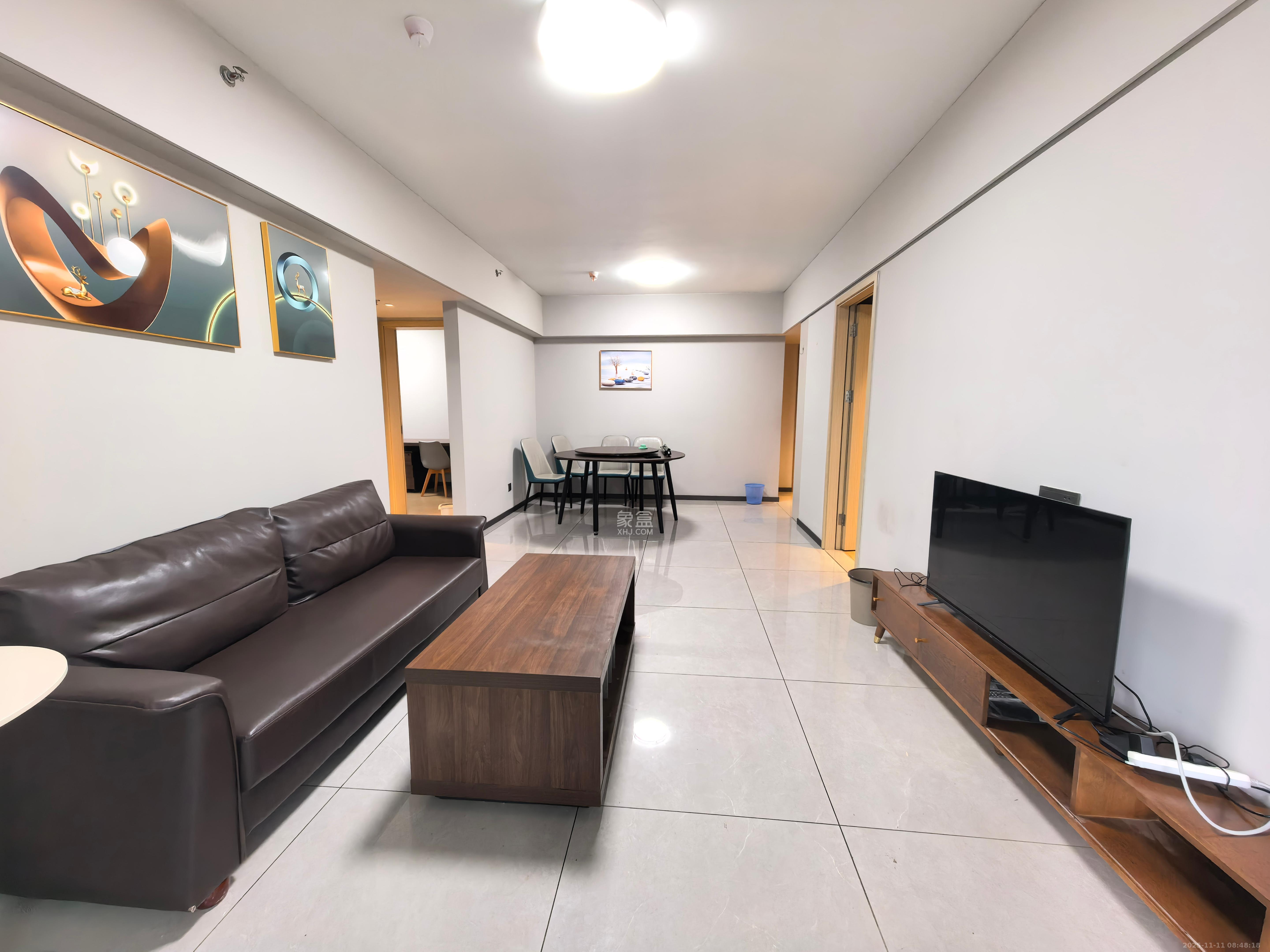 时代梅溪领峰  3室2厅2卫    3200.0元/月室内图