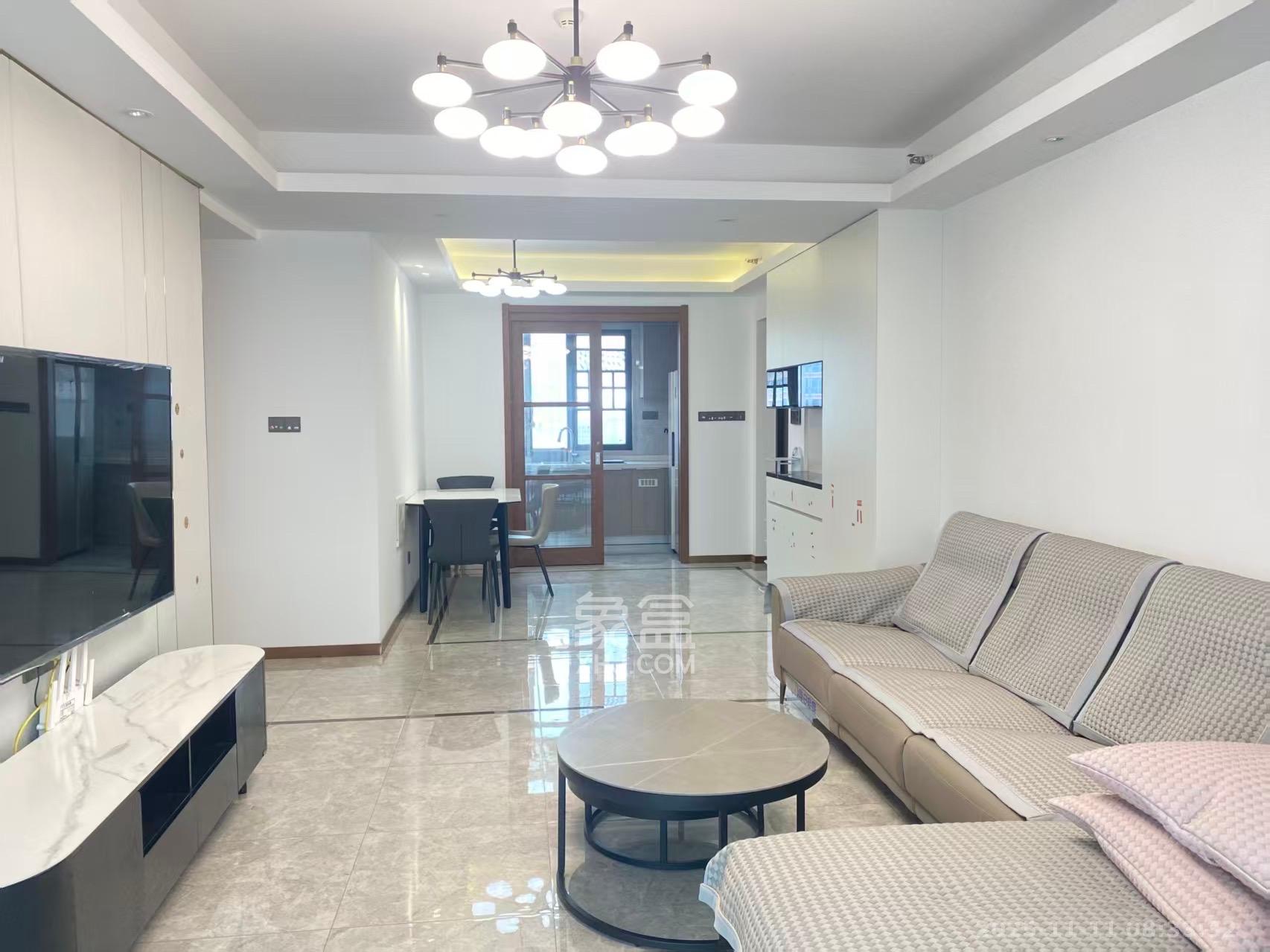 梅溪悦章  4室2厅2卫    4000.0元/月室内图