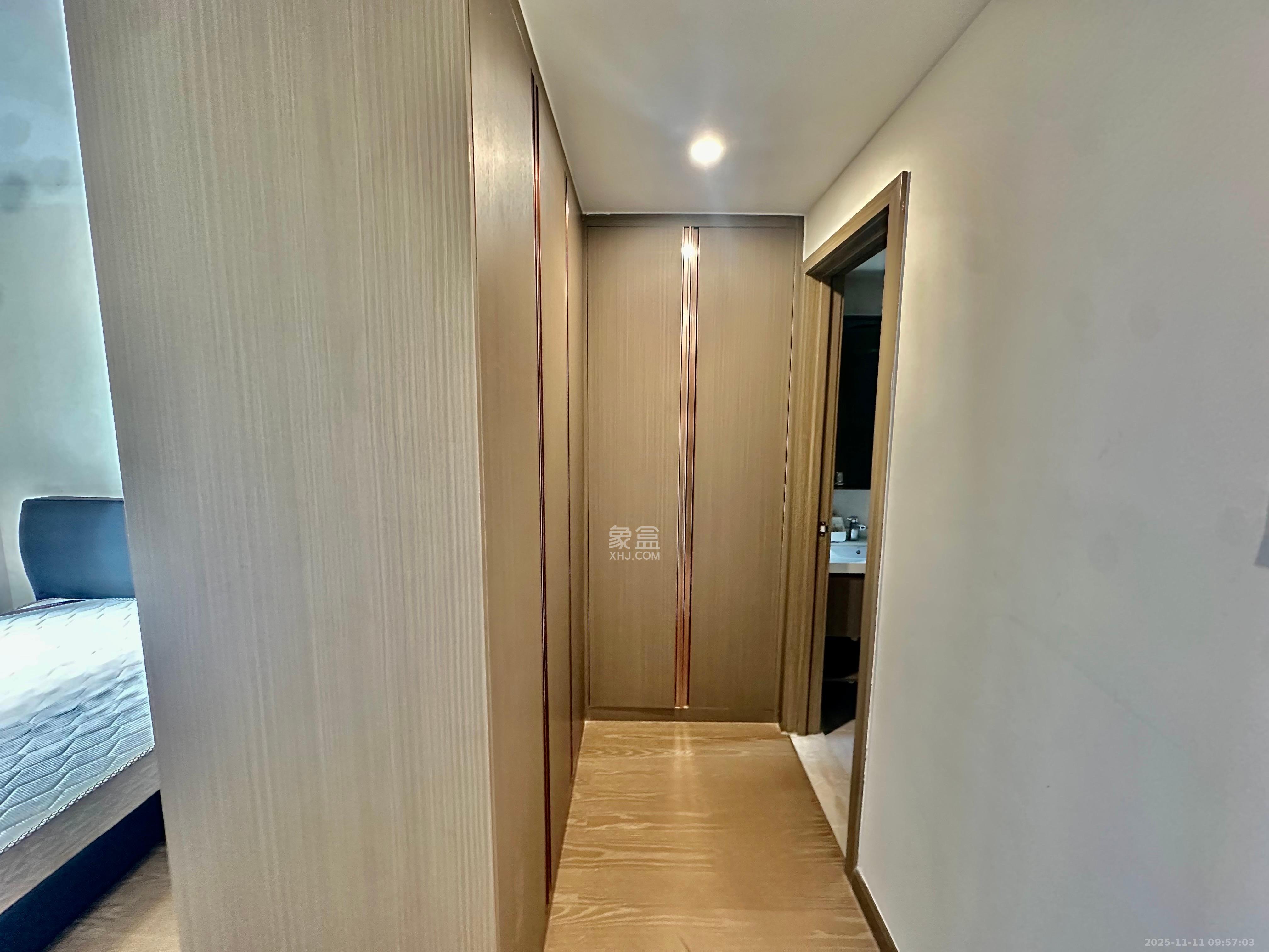 滨江府1913 4室2厅2卫 4800.0元/月 滨江府1913 4室2厅2卫 4800.0元/月室内图