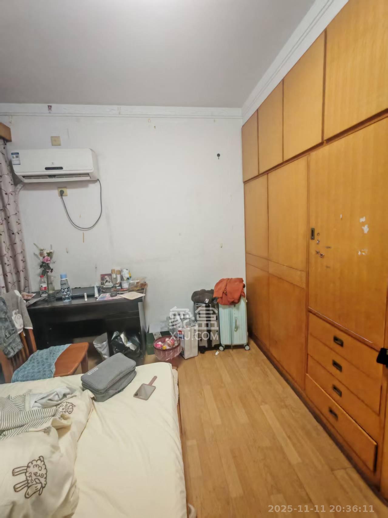 德政园 3室1厅1卫 1900.0元/月 德政园 3室1厅1卫 1900.0元/月室内图