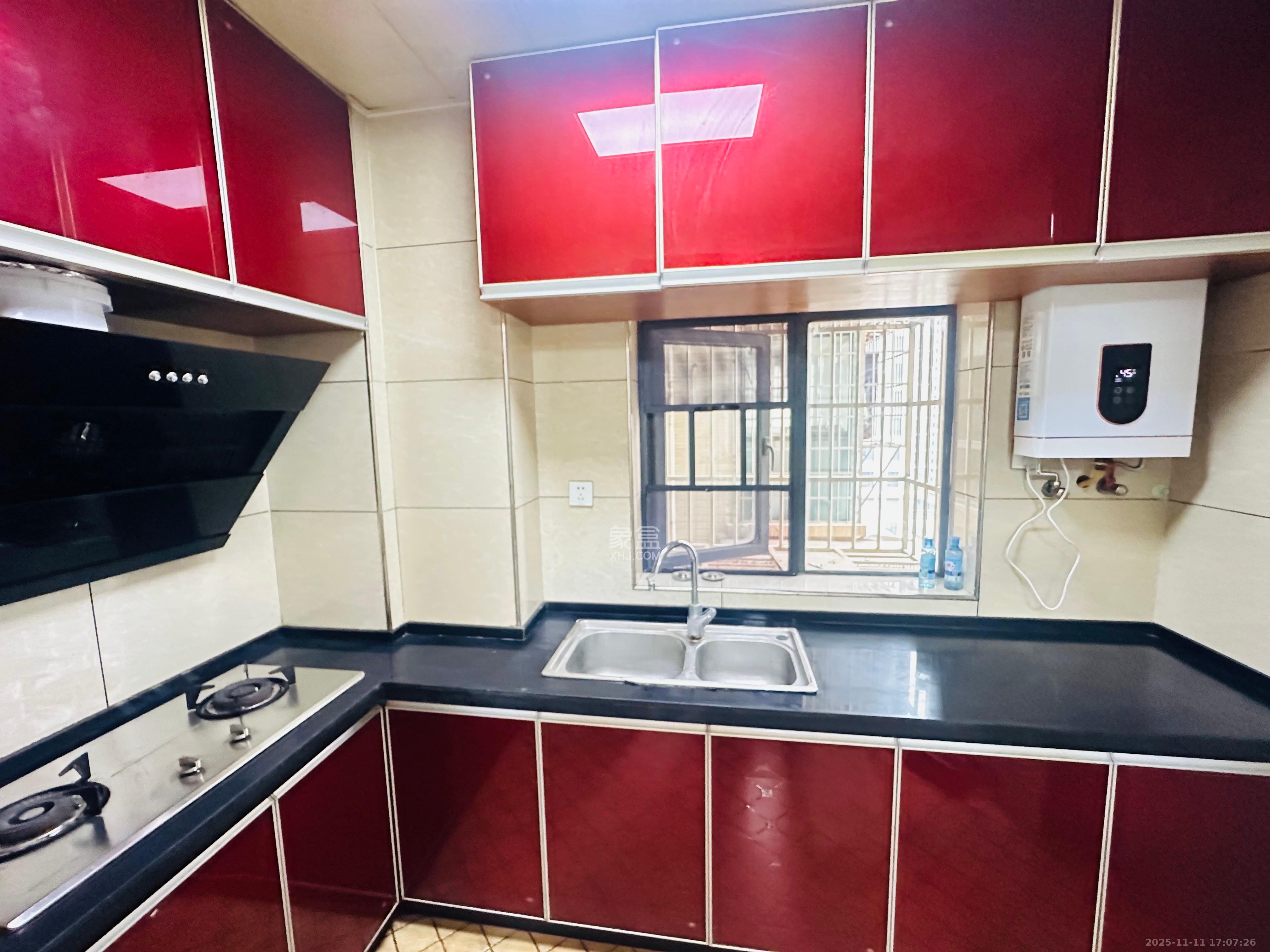 茶山馨苑  2室2厅1卫    2300.0元/月室内图