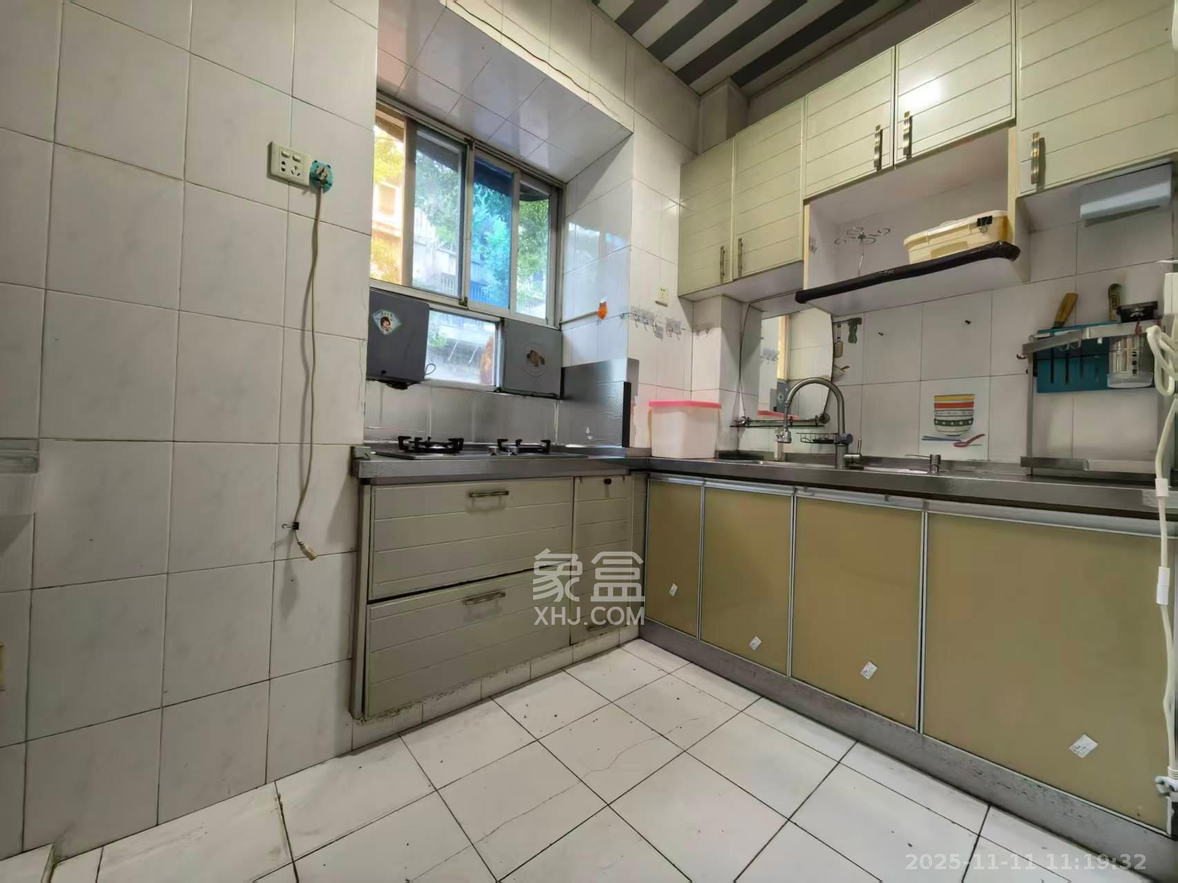 省水院宿舍  3室1厅1卫    2500.0元/月室内图