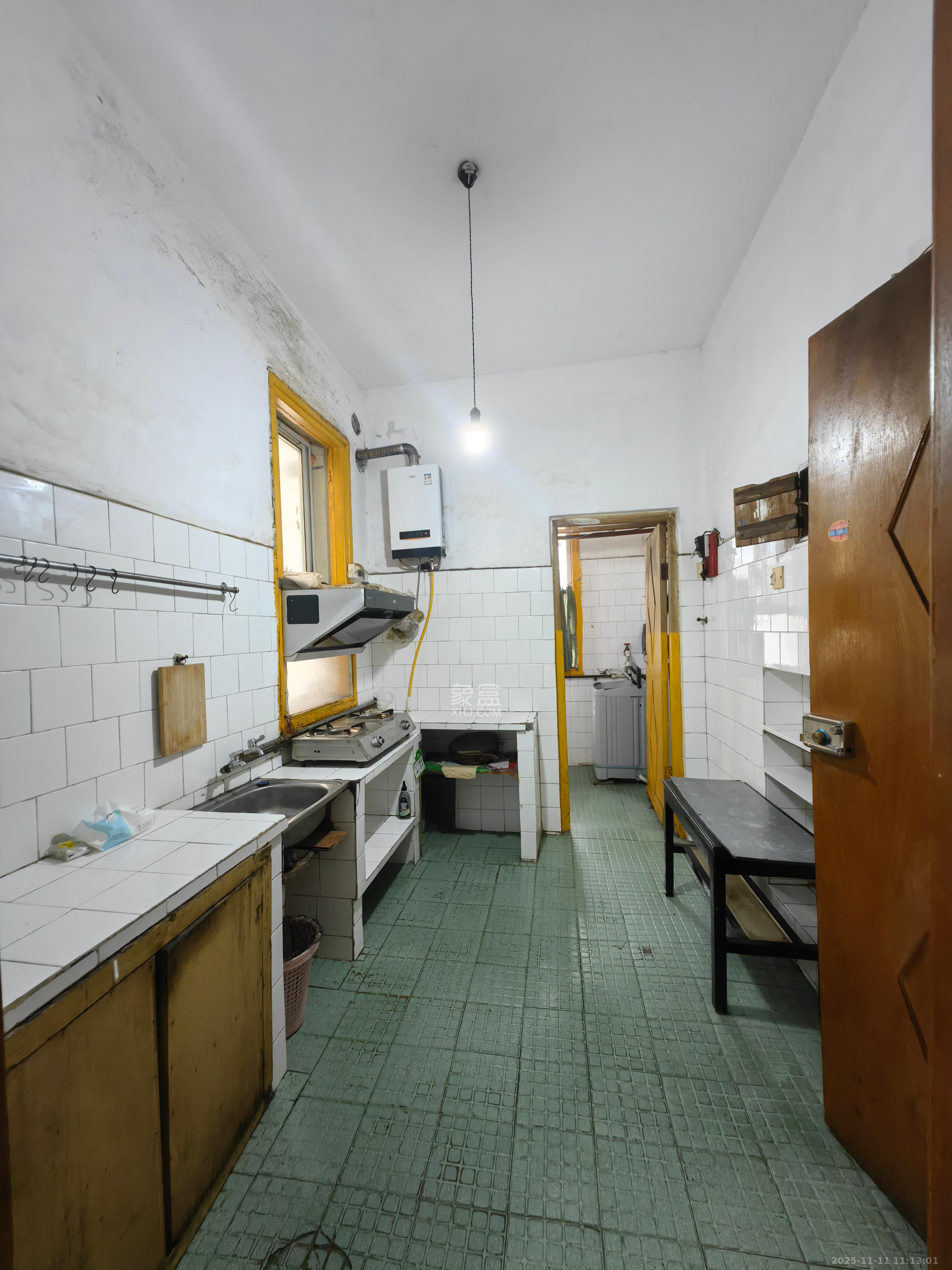 开福寺路职工宿舍 2室1厅1卫 1300.0元/月 开福寺路职工宿舍 2室1厅1卫 1300.0元/月室内图