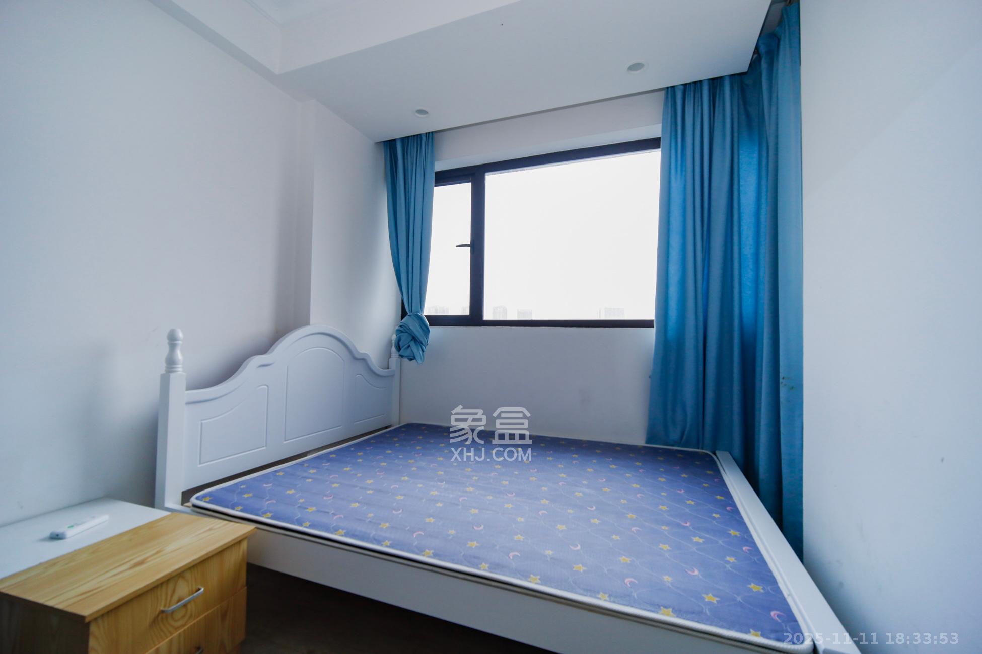 五江天街南区  3室2厅1卫    82.0万卧室