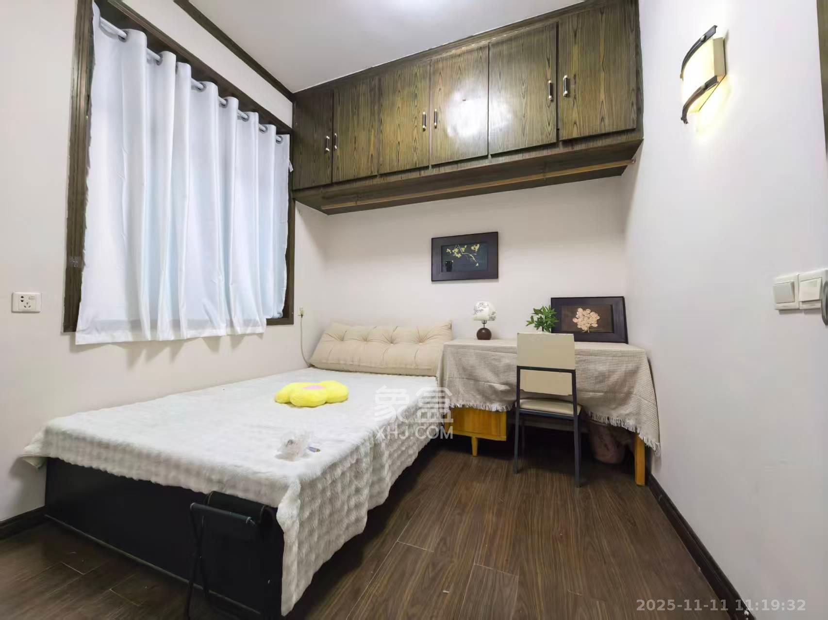 省水院宿舍  3室1厅1卫    2500.0元/月室内图