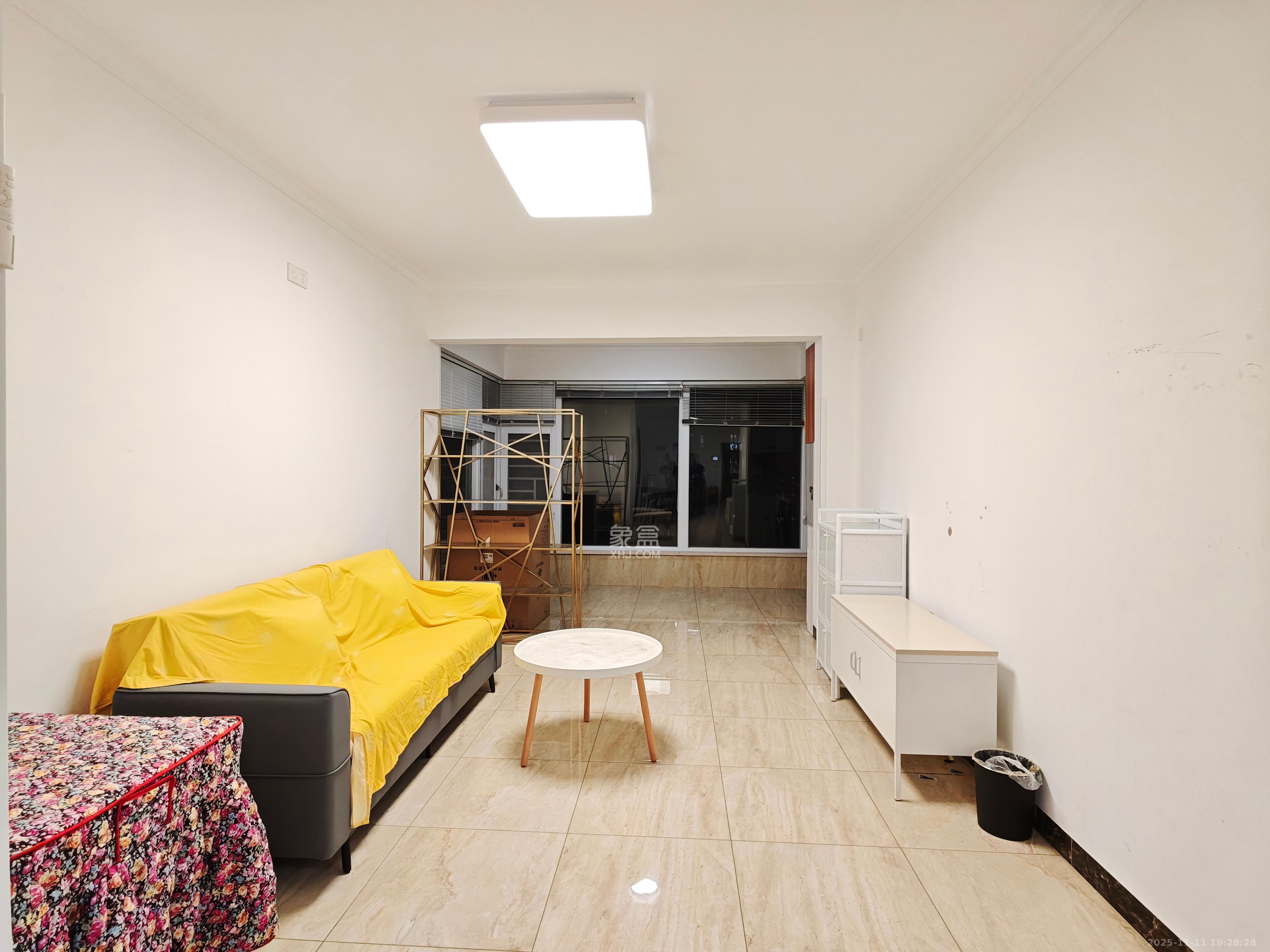 五矿万境水岸五期(五矿万境水岸文苑) 2室2厅1卫 2400.0元/月 五矿万境水岸五期(五矿万境水岸文苑) 2室2厅1卫 2400.0元/月室内图