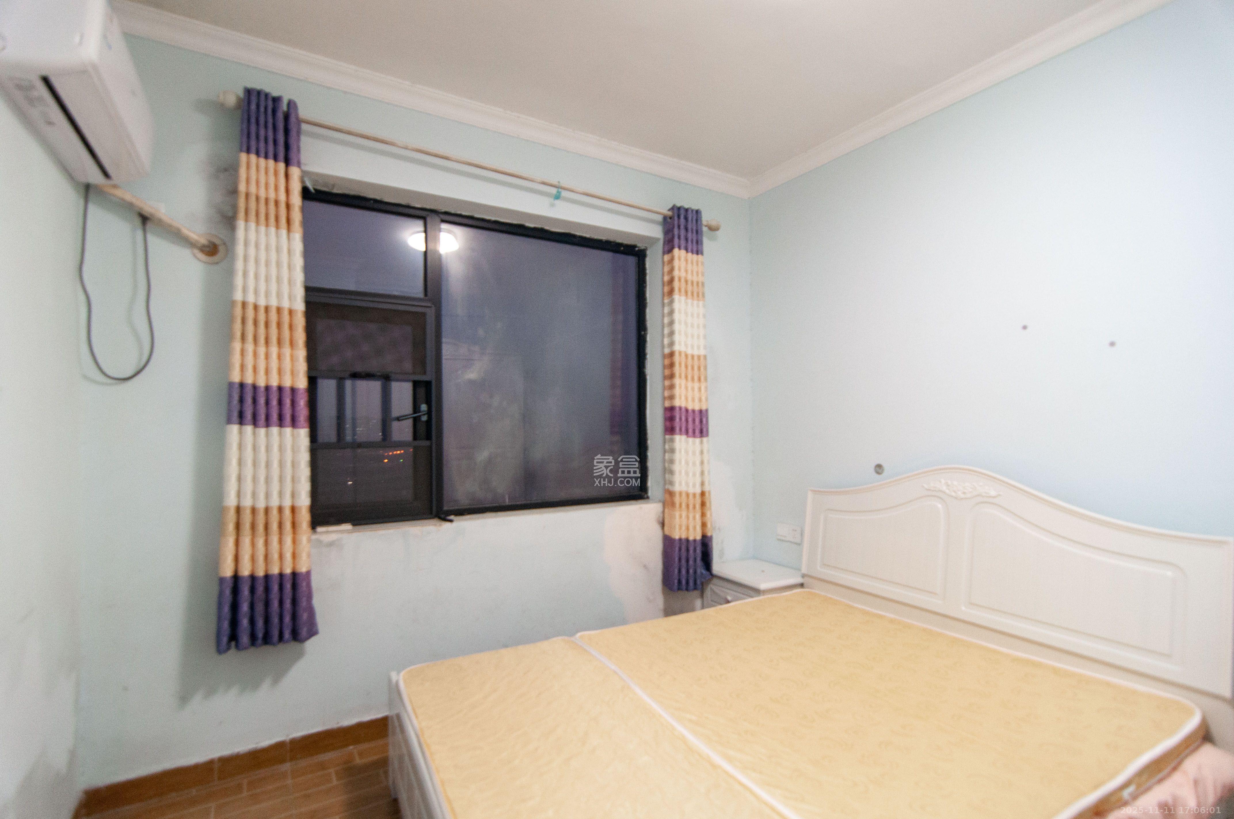 高盛华成  3室2厅1卫    2100.0元/月室内图