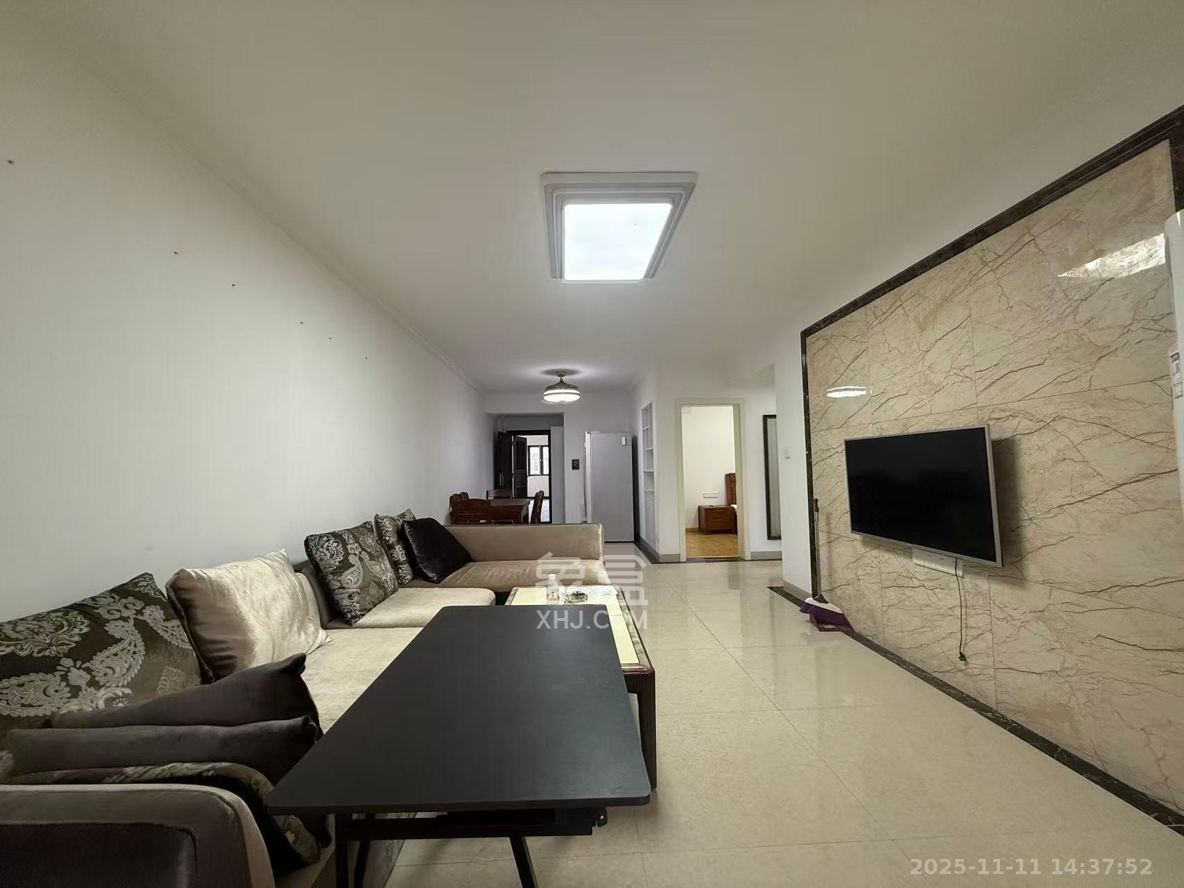 中欣楚天熙苑  2室2厅1卫    2300.0元/月室内图