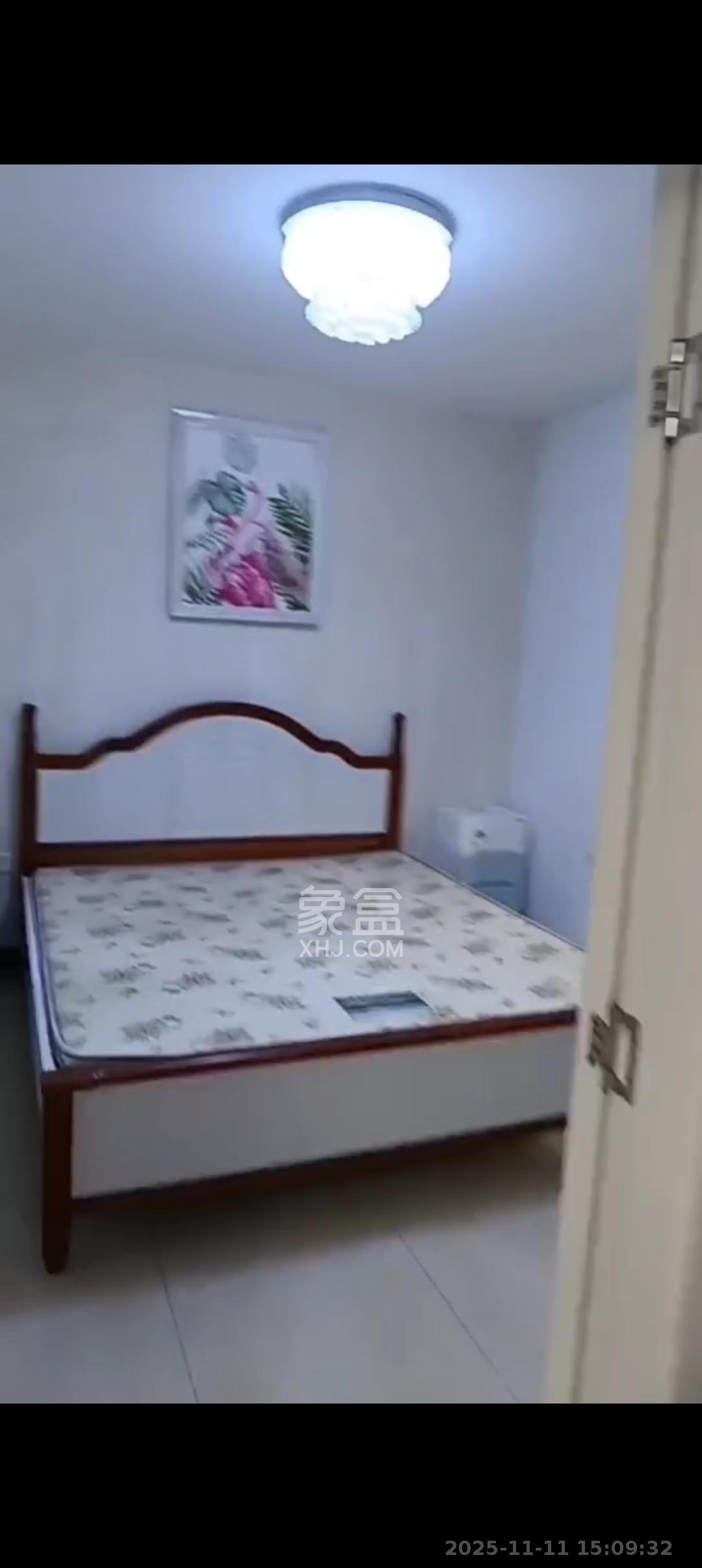 麓枫和苑 2室2厅1卫 2400.0元/月 麓枫和苑 2室2厅1卫 2400.0元/月室内图