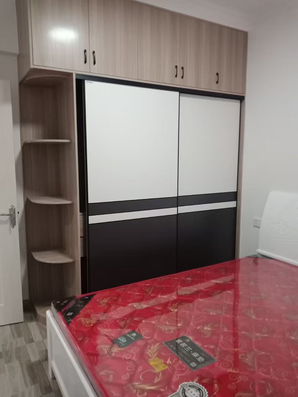 美的梧桐庄园  1室1厅1卫    1600.0元/月室内图