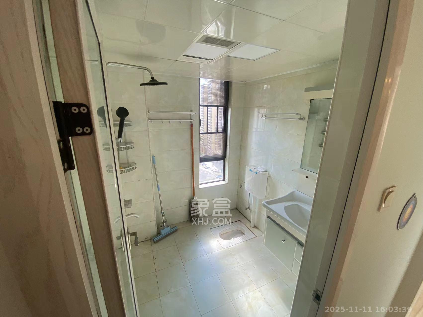 华润橡树湾  2室2厅1卫    1900.0元/月室内图