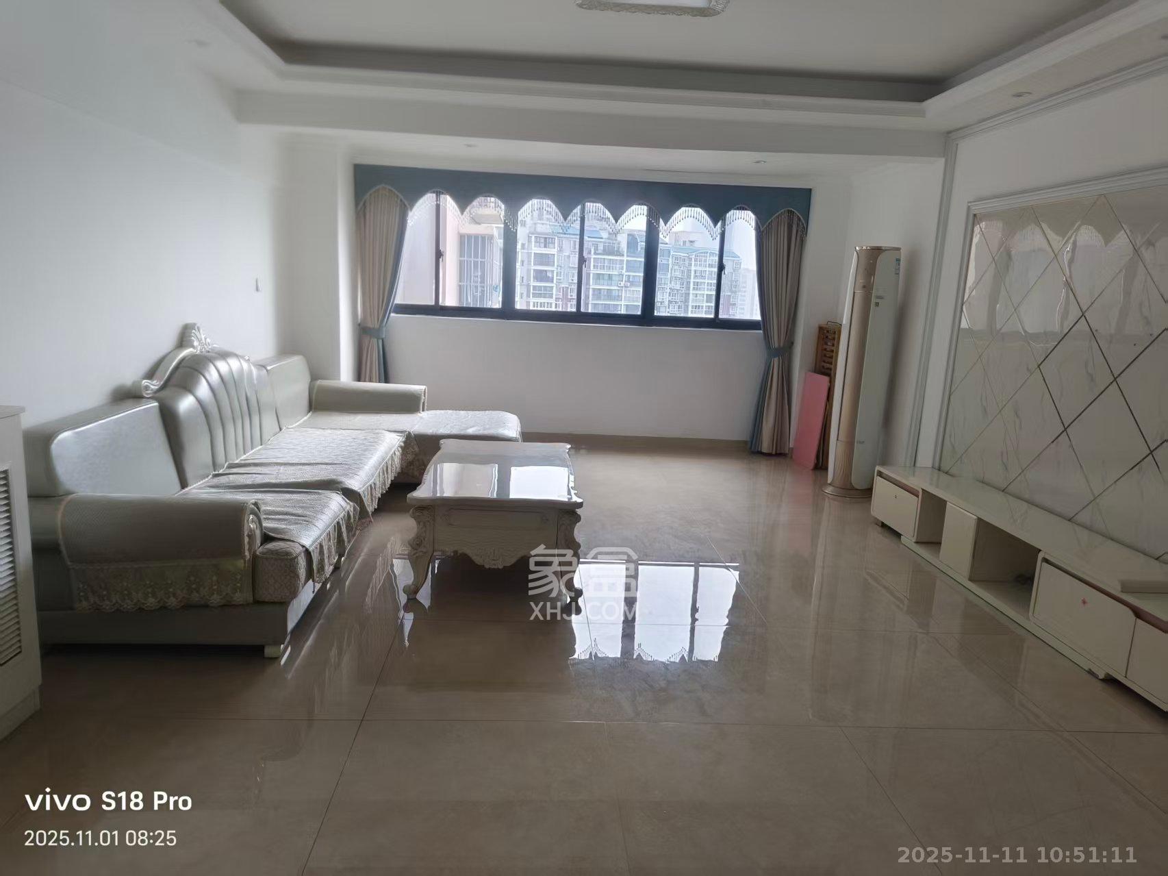 益佳苑 1室2厅1卫 3800.0元/月 益佳苑 1室2厅1卫 3800.0元/月室内图