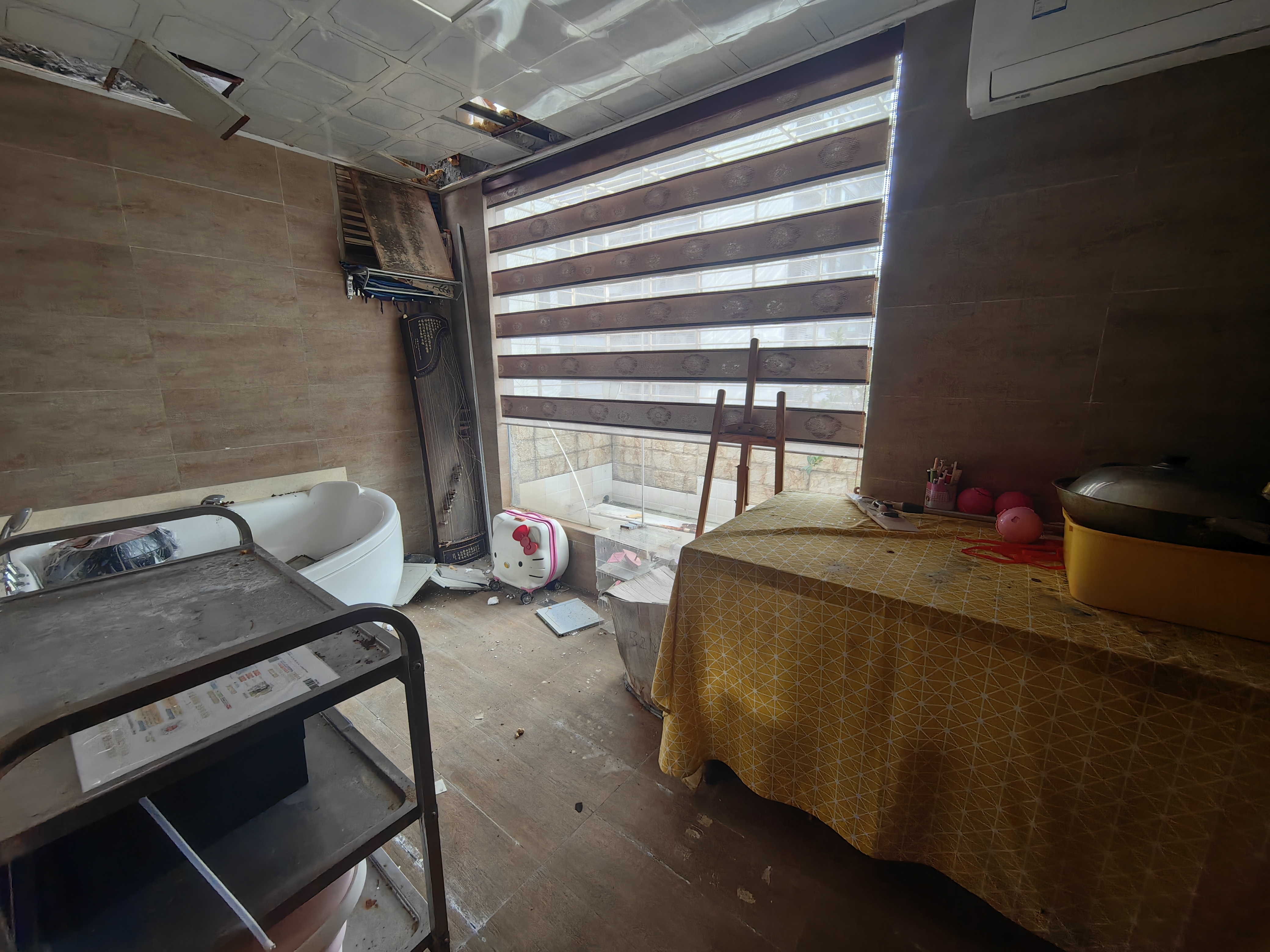 博南苑二期 3室2厅2卫 2800.0元/月 博南苑二期 3室2厅2卫 2800.0元/月室内图