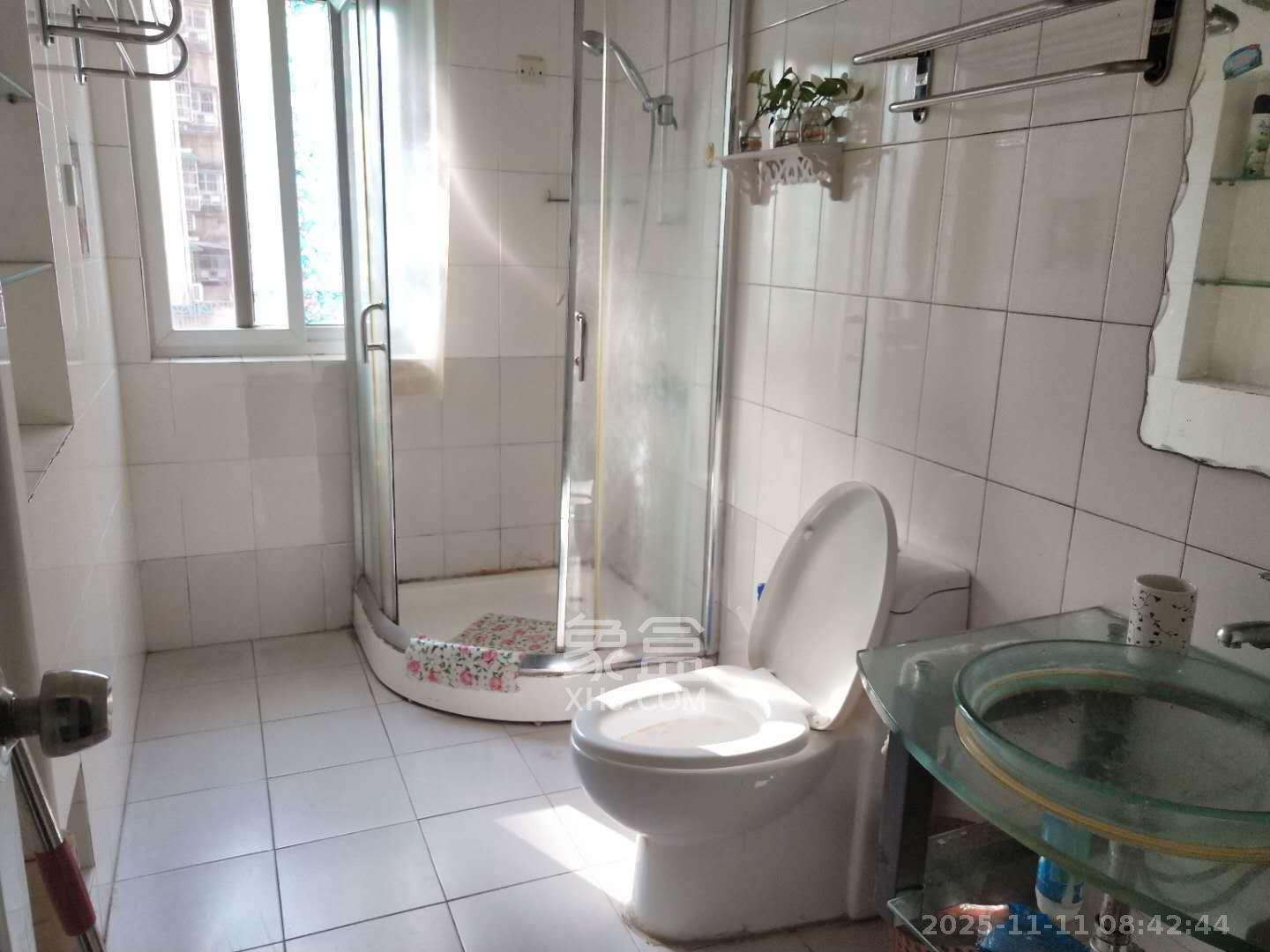 五一华府 3室2厅1卫 4000.0元/月 五一华府 3室2厅1卫 4000.0元/月室内图