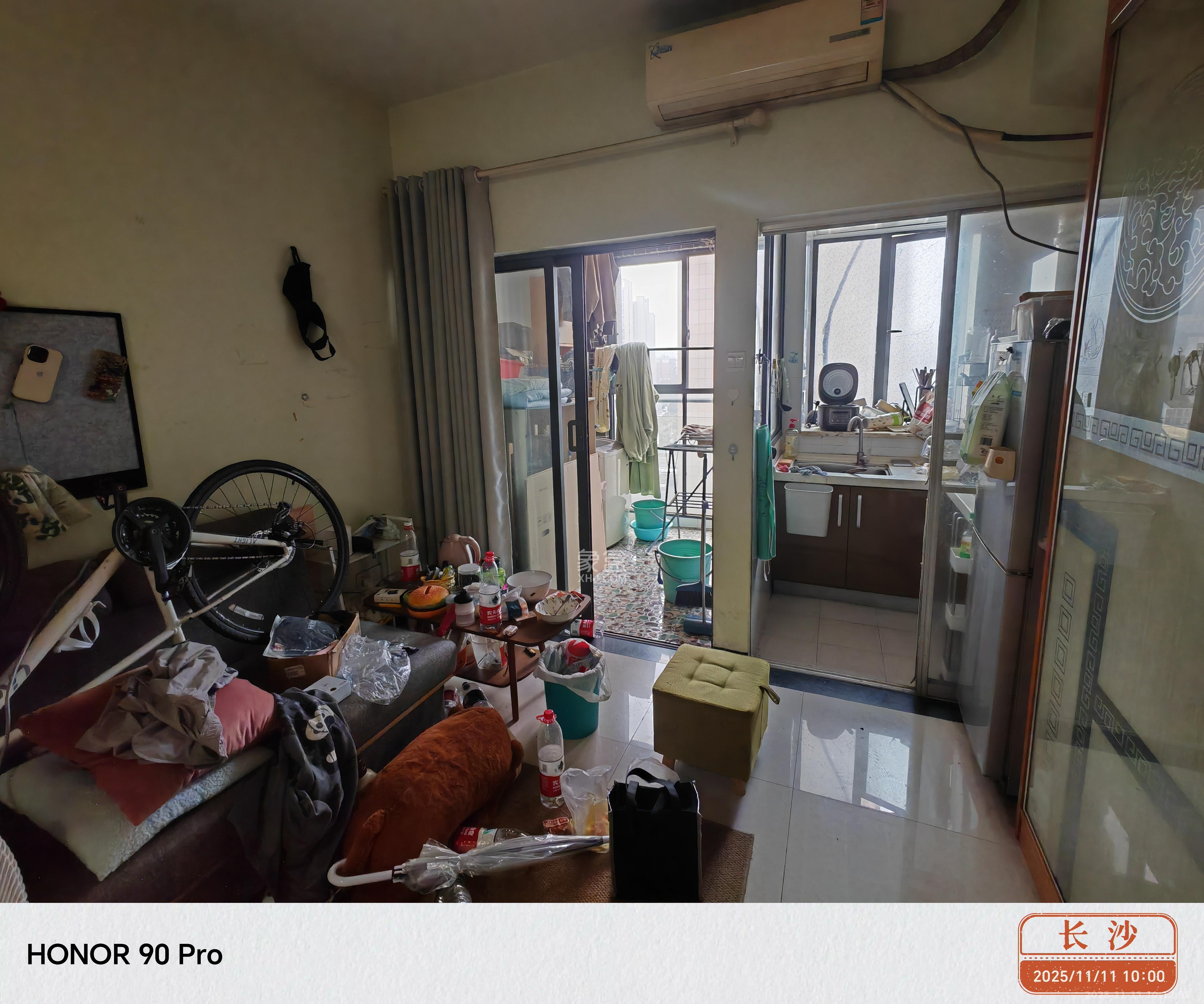 中城丽景香山园  1室1厅1卫    1500.0元/月室内图