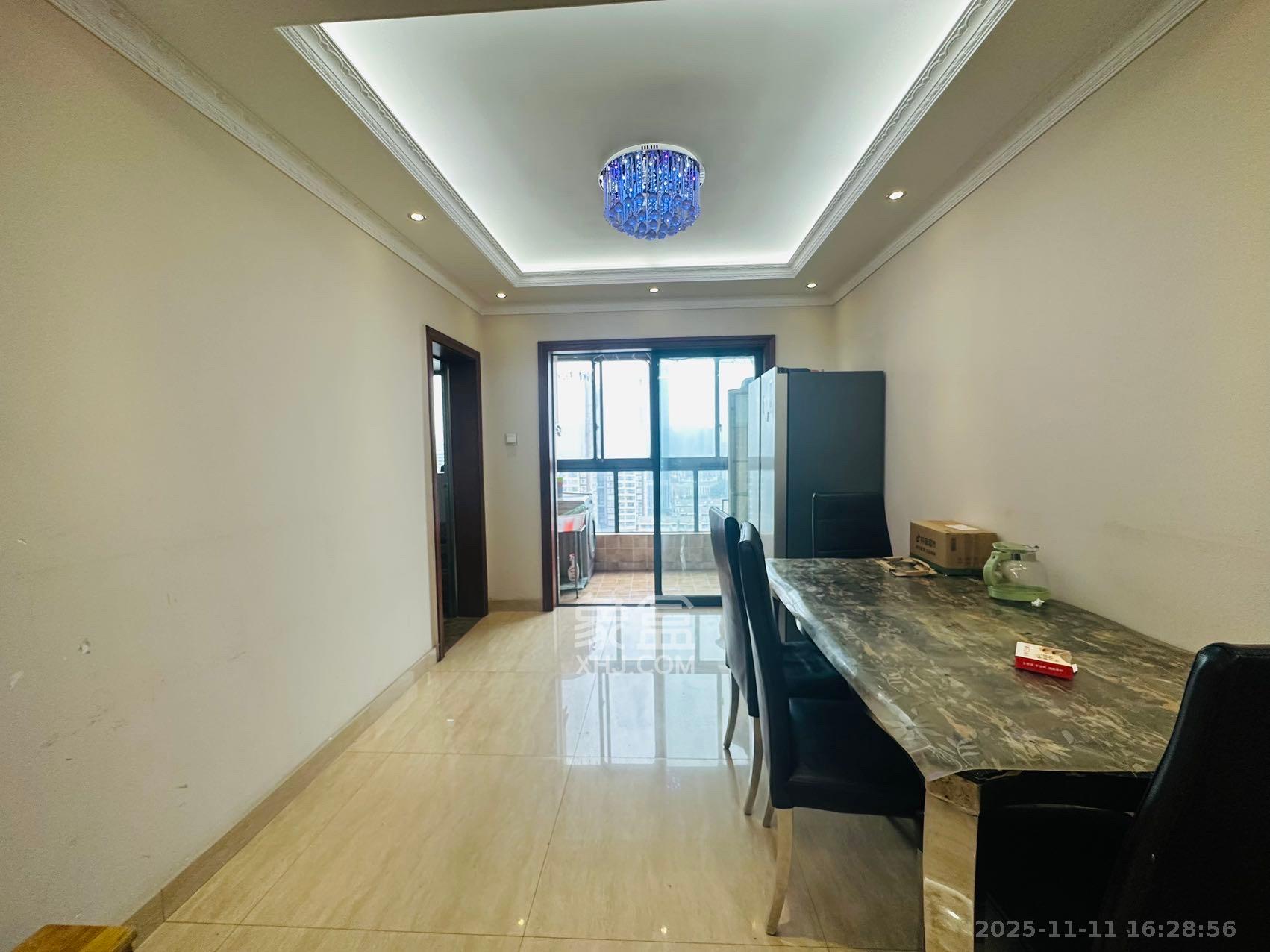 西子花苑  3室1厅1卫    3000.0元/月室内图