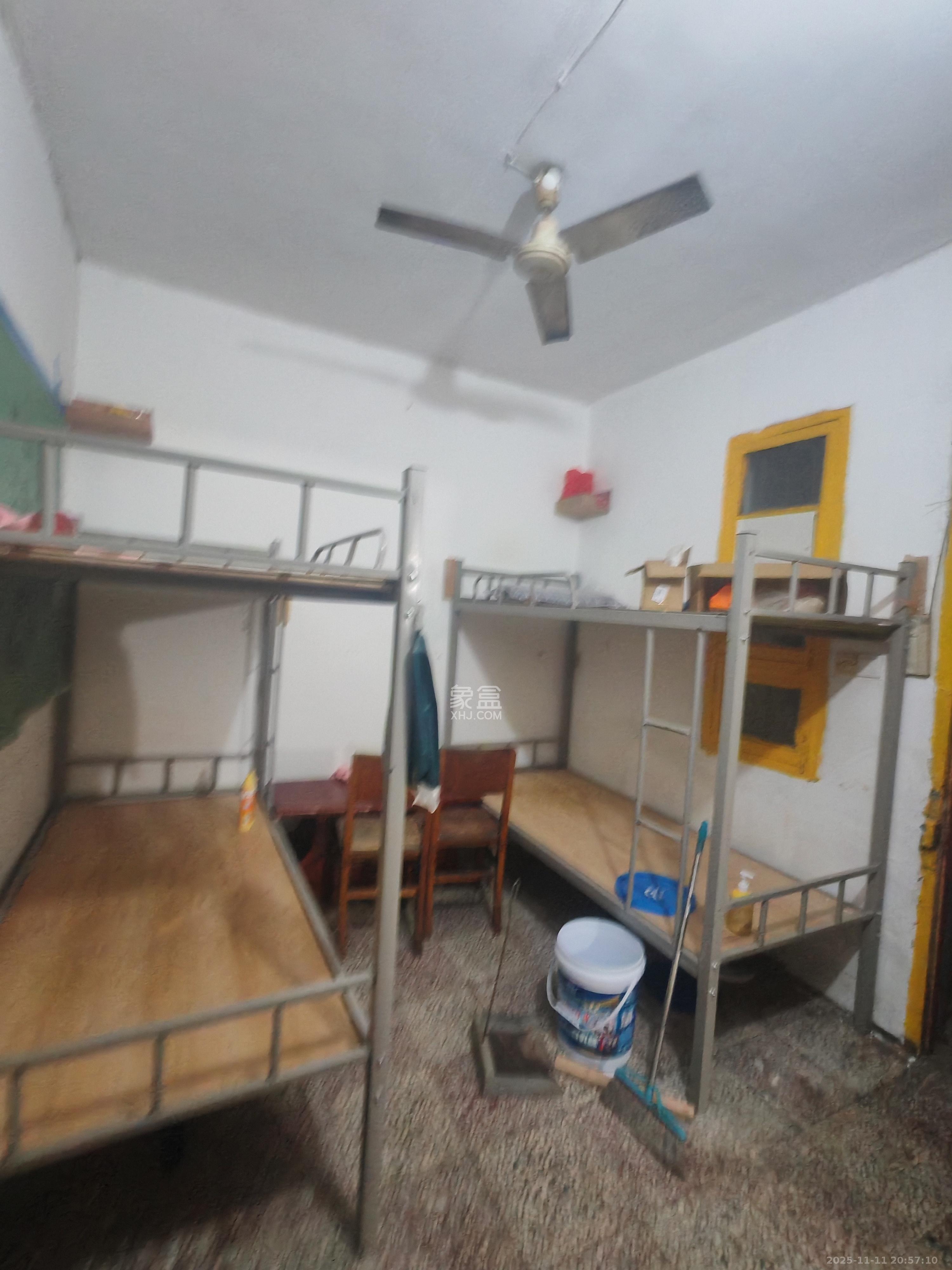 向韶村  1室0厅0卫    1200.0元/月