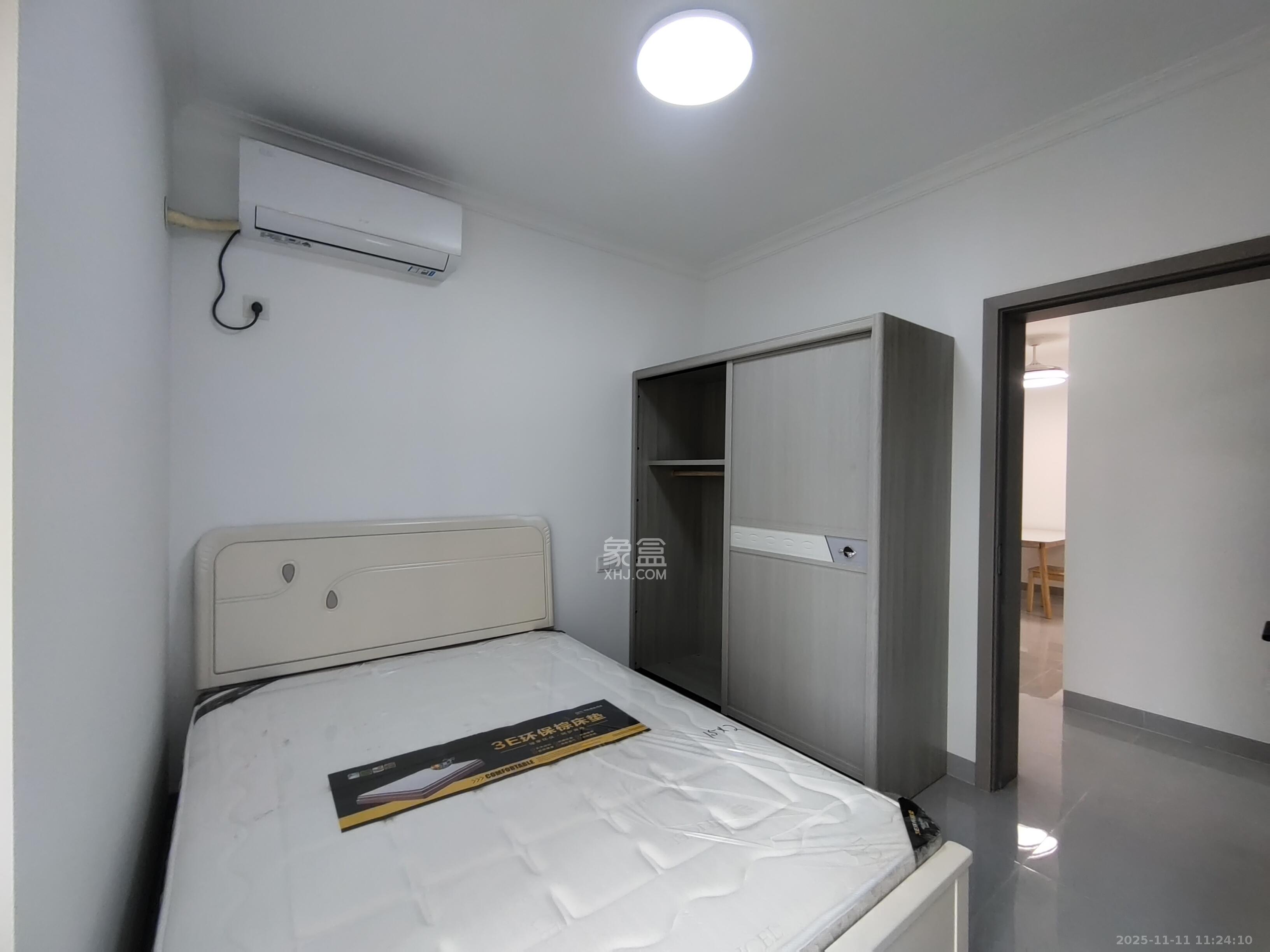 明发阅江悦府  3室2厅1卫    2400.0元/月室内图