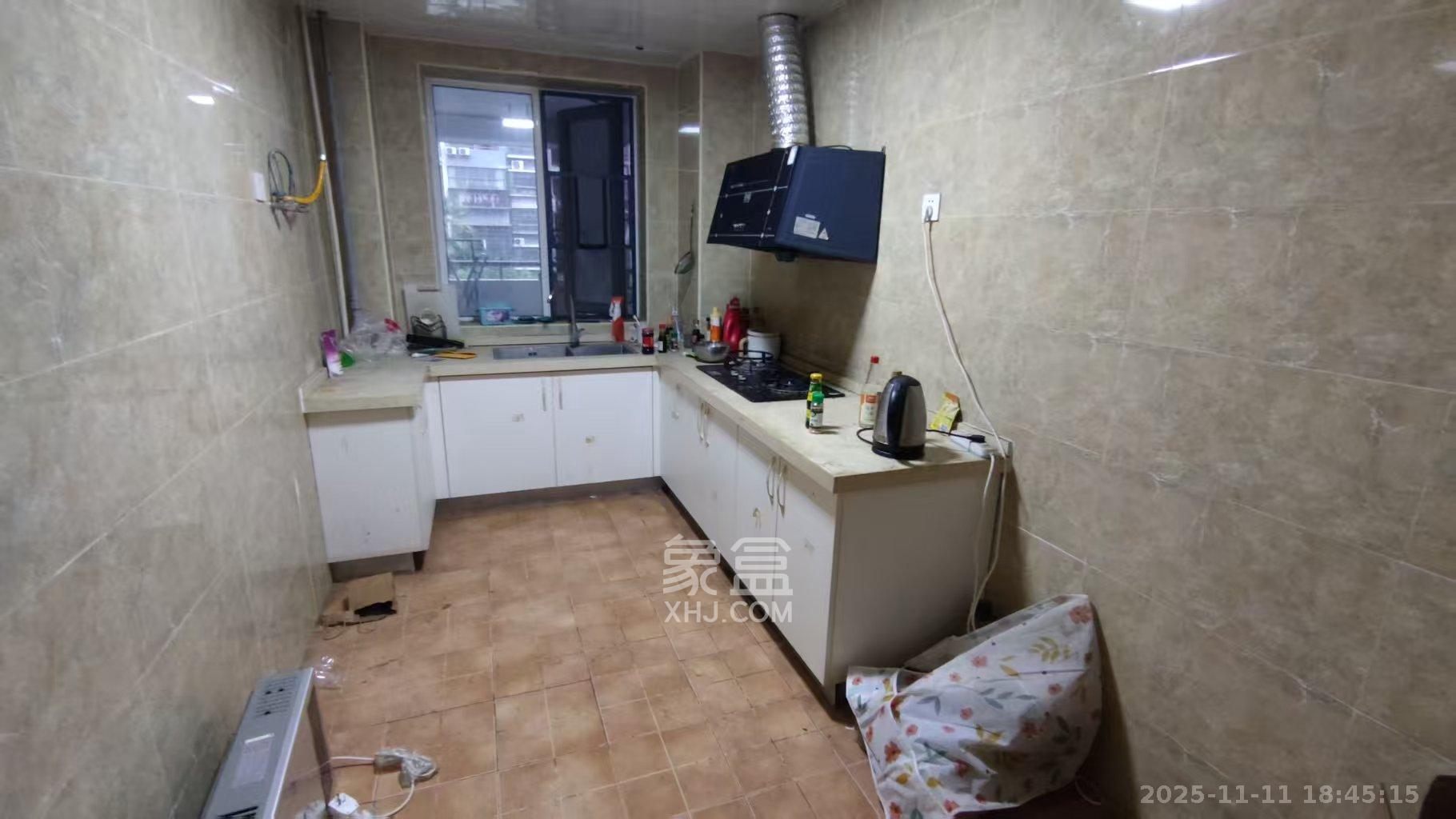 未来城科学家园  4室1厅2卫    2100.0元/月室内图