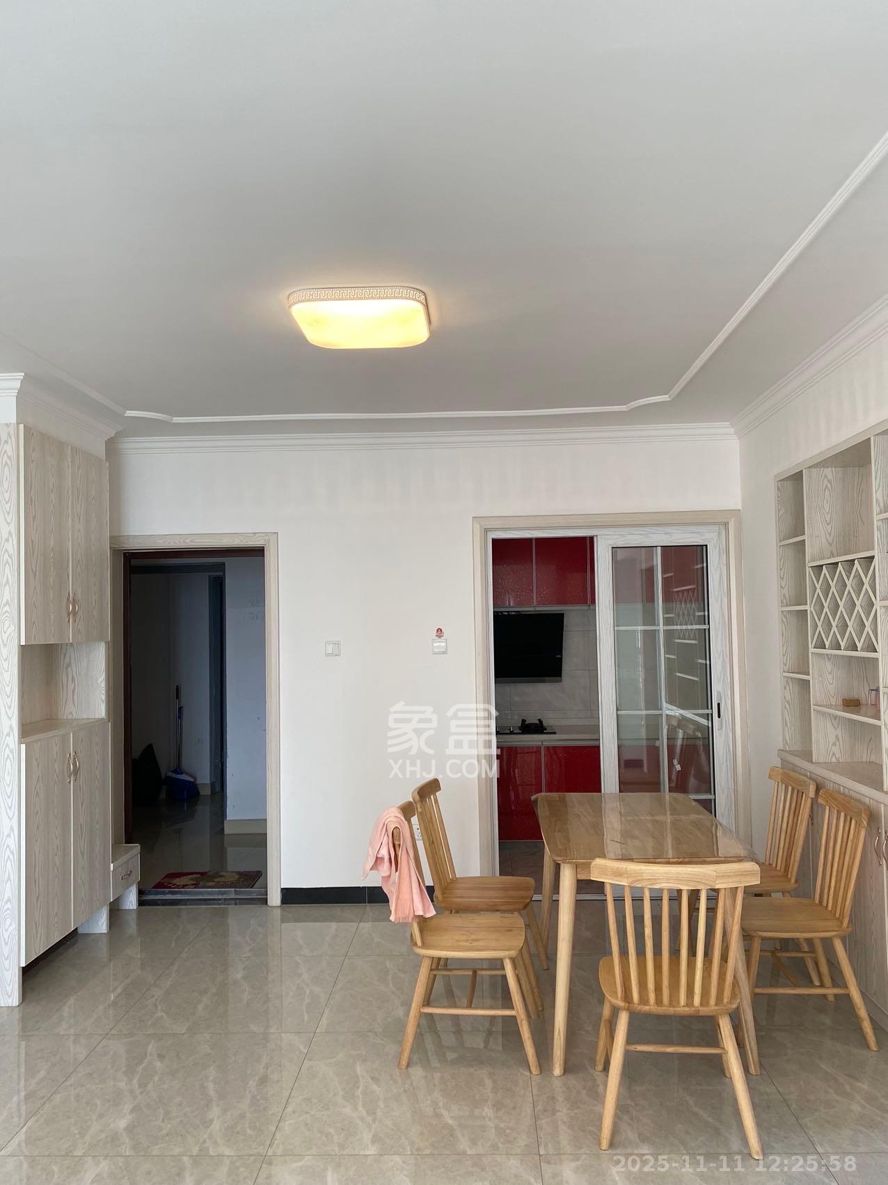 洋湖春园  2室1厅1卫    1800.0元/月室内图