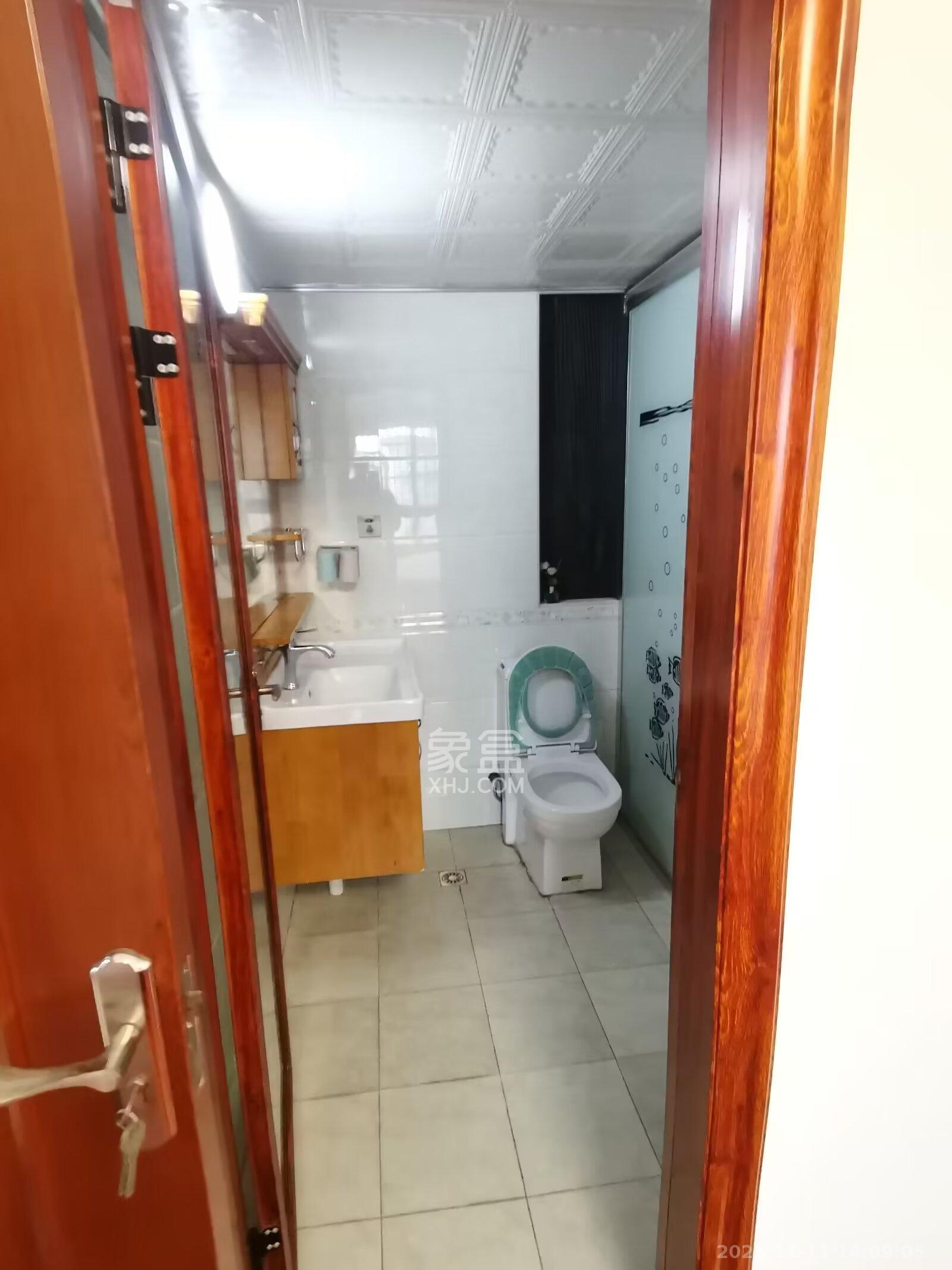 康桥长郡  3室2厅1卫    2000.0元/月室内图